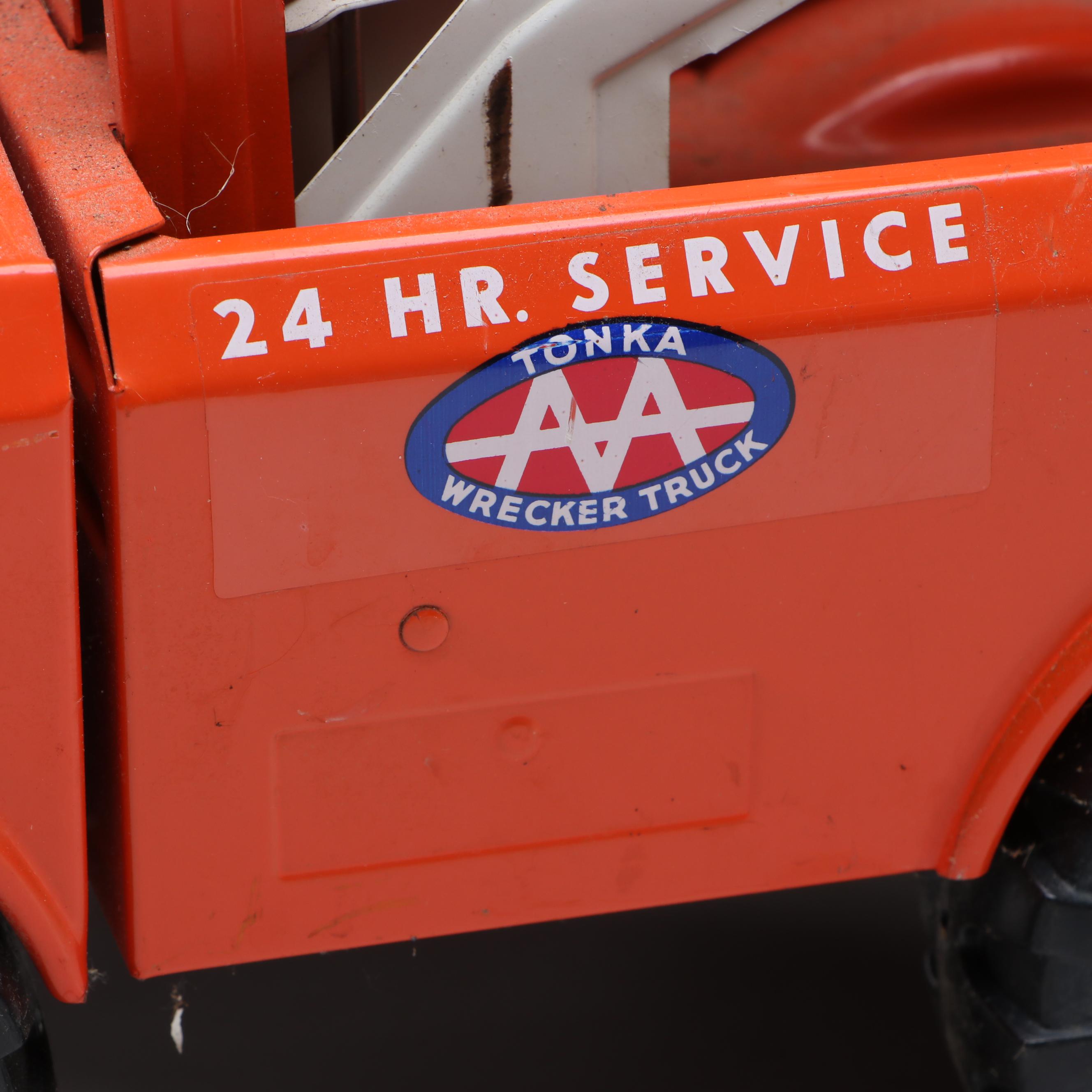 Mighty-Tonka AA Pressed Steel 24 Hour Service Wrecker Truck, Mid-20th Century