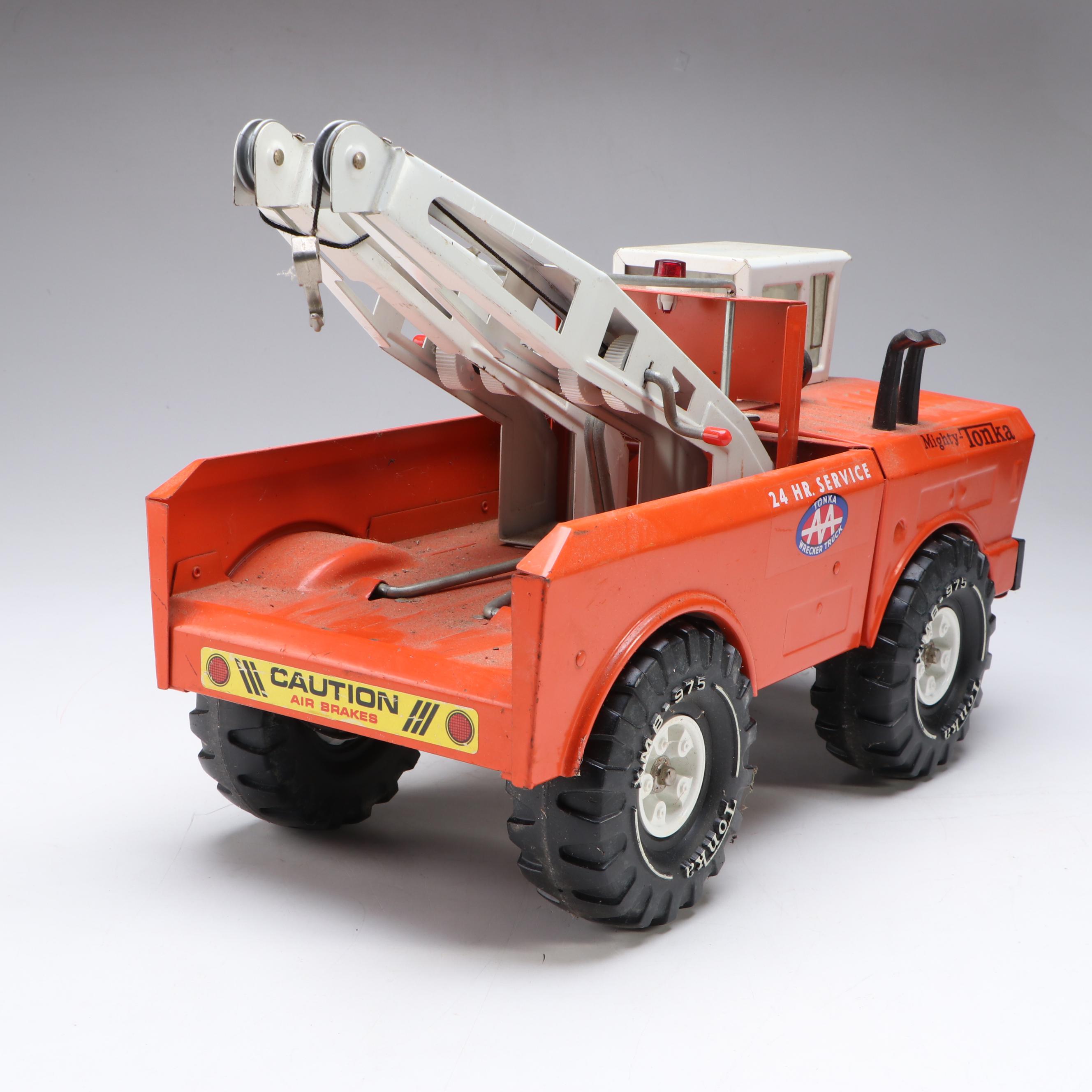 Mighty-Tonka AA Pressed Steel 24 Hour Service Wrecker Truck, Mid-20th Century