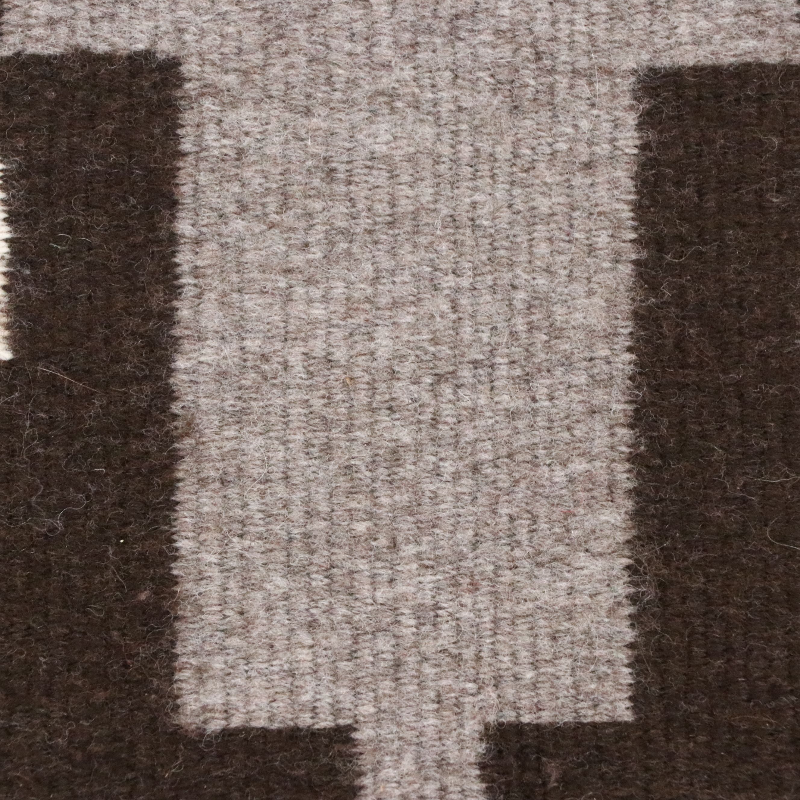 2'5 x 4'2 Handwoven Navajo Klagetoh Accent Rug