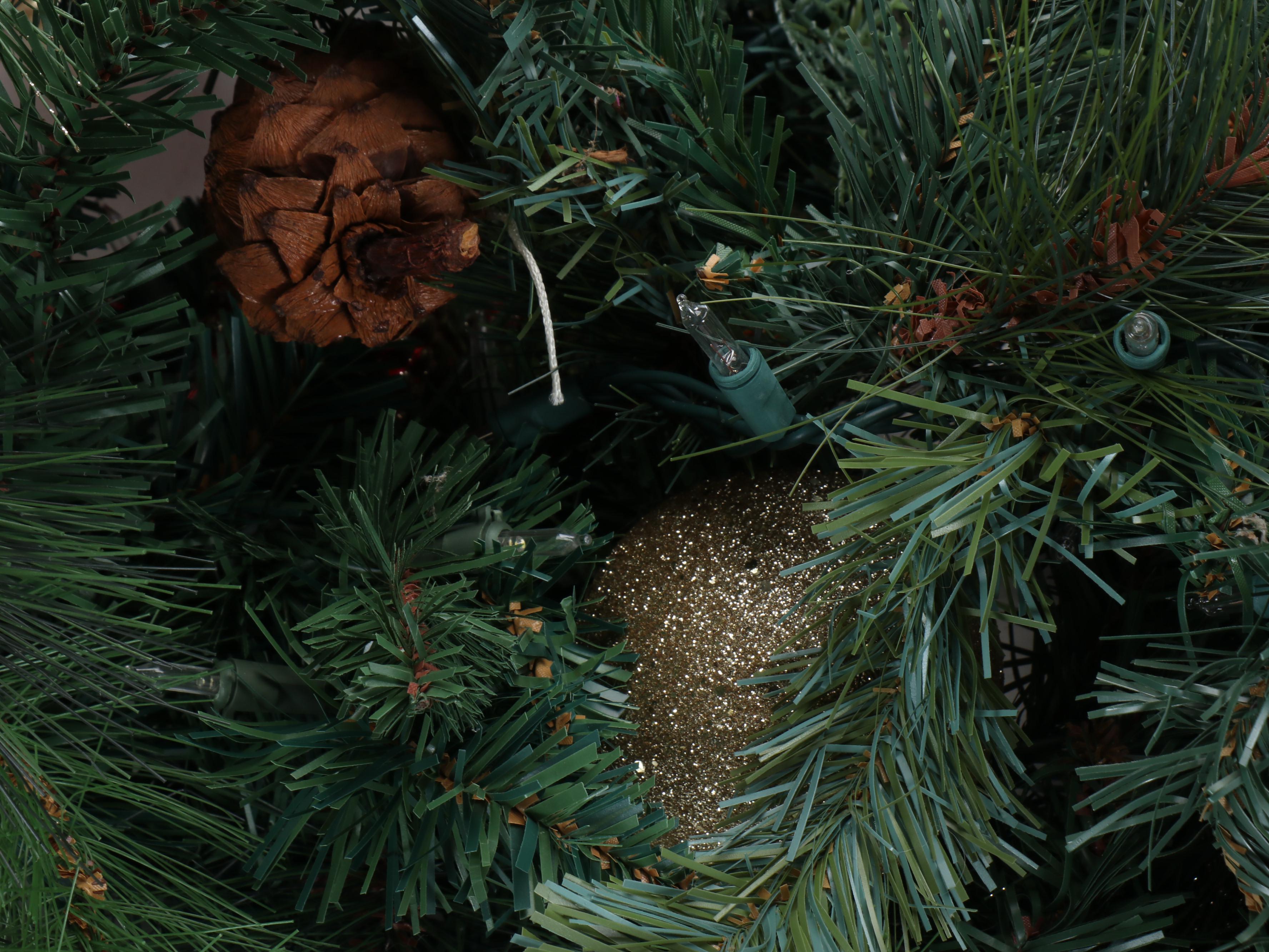 Rustic Santa Figure and Garland