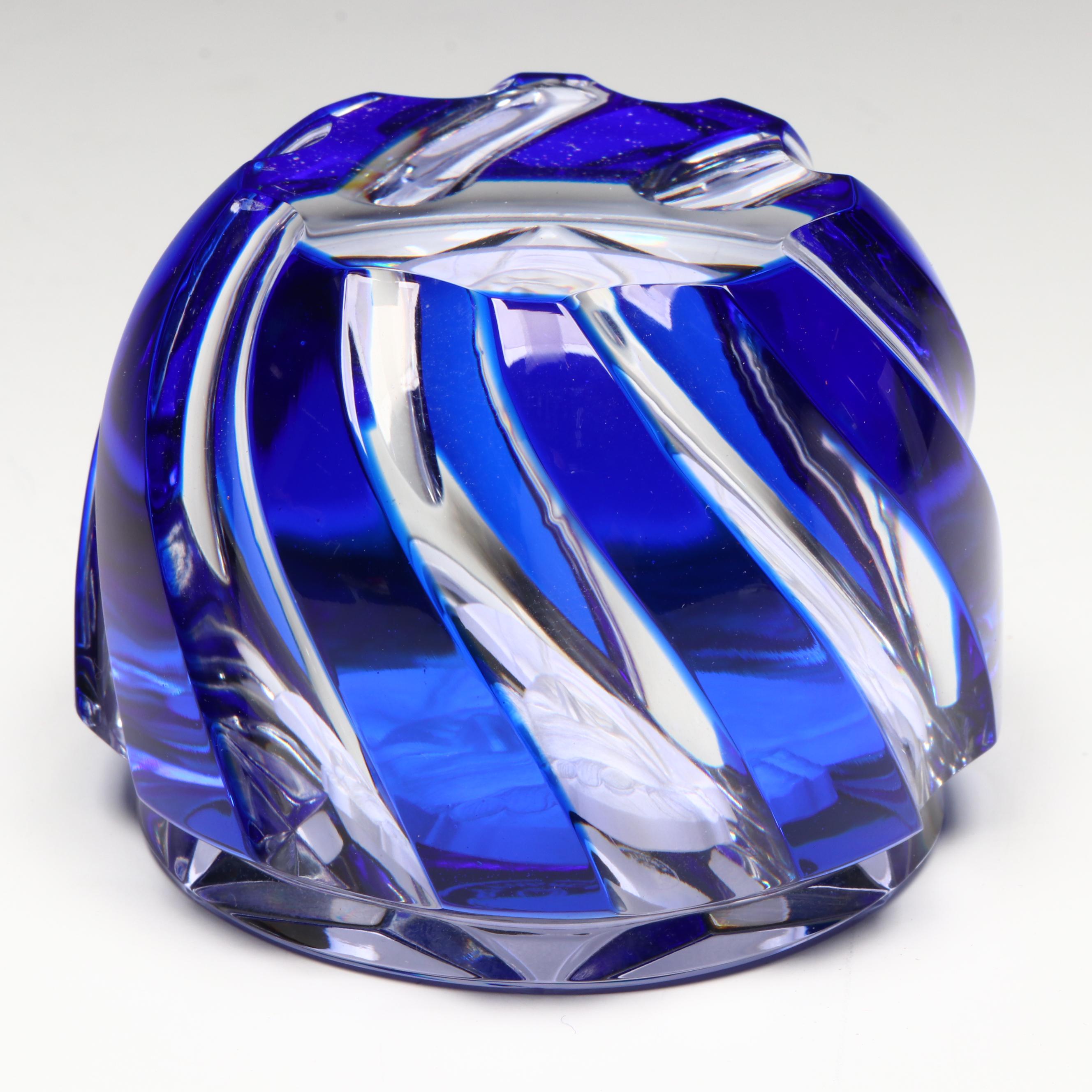 Baccarat Sulphide Patrick Henry Cameo Glass Paperweight, 1977
