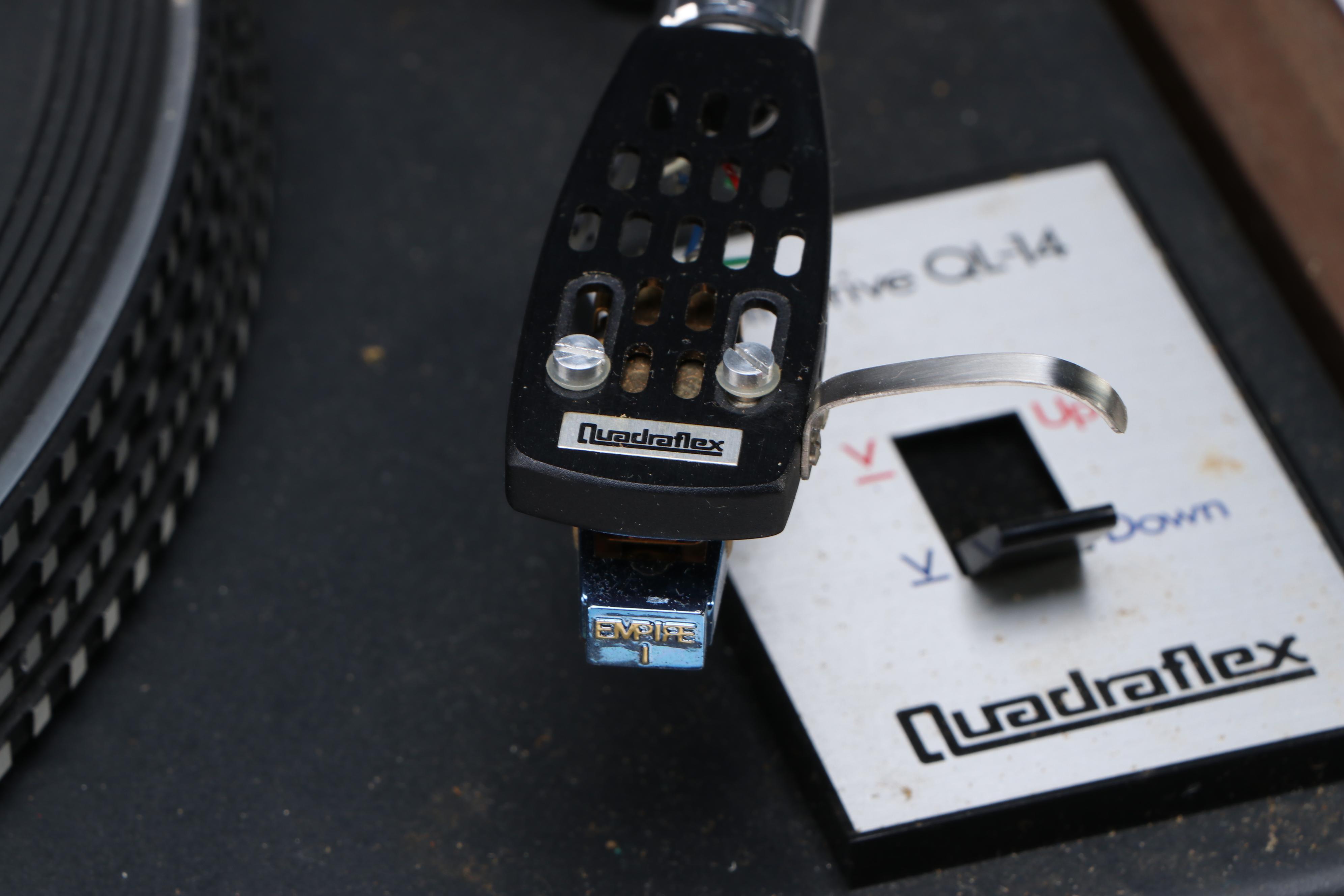 Quadraflex QL-14 Belt Drive Turntable with Walnut Finish