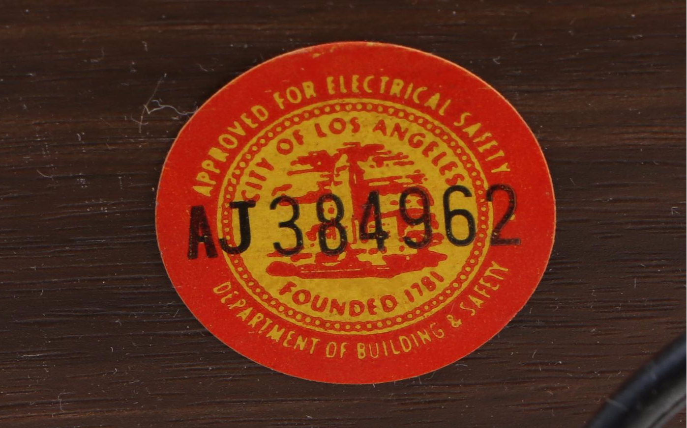 Quadraflex QL-14 Belt Drive Turntable with Walnut Finish