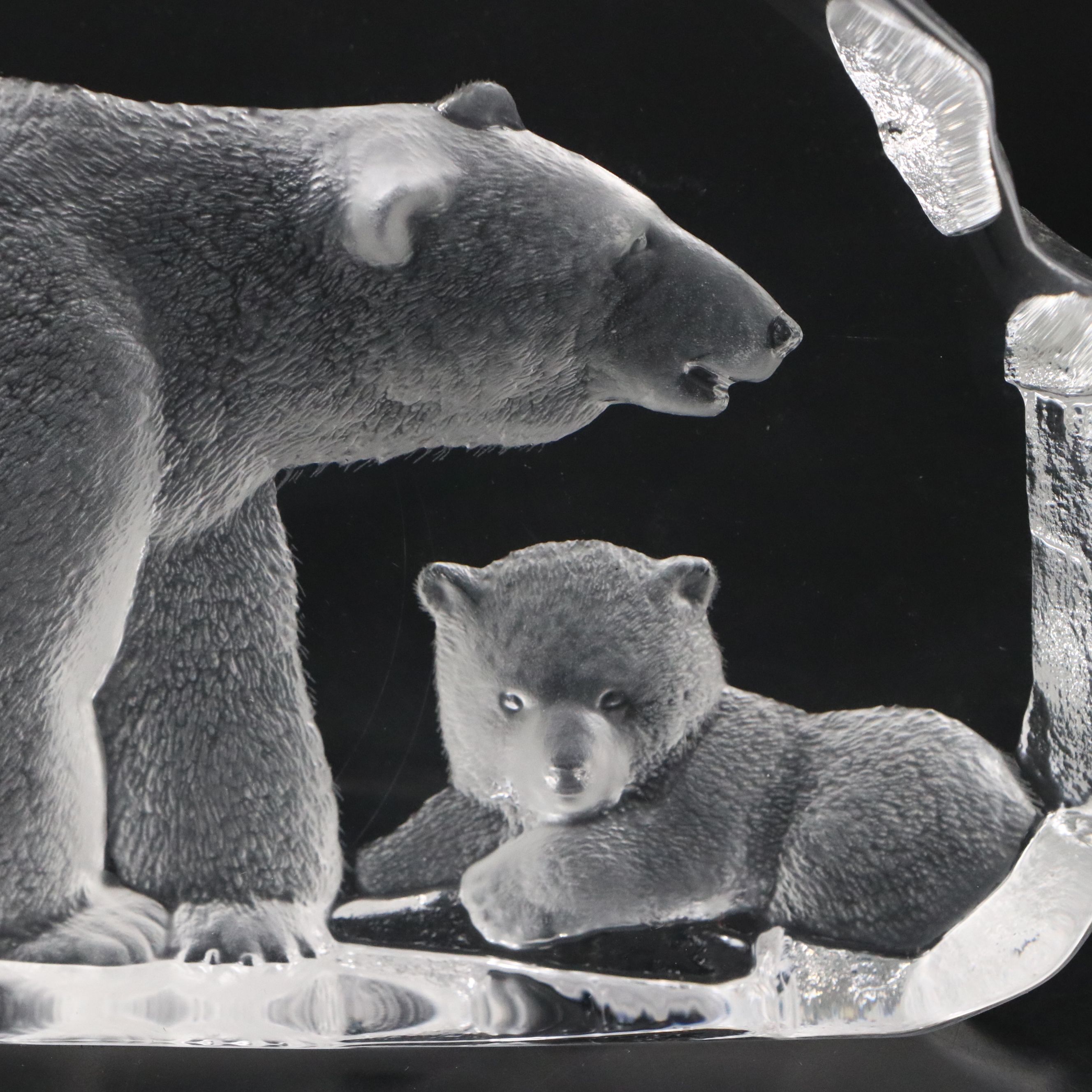 Mats Jonasson Swedish Crystal Bear and Cub, 1979