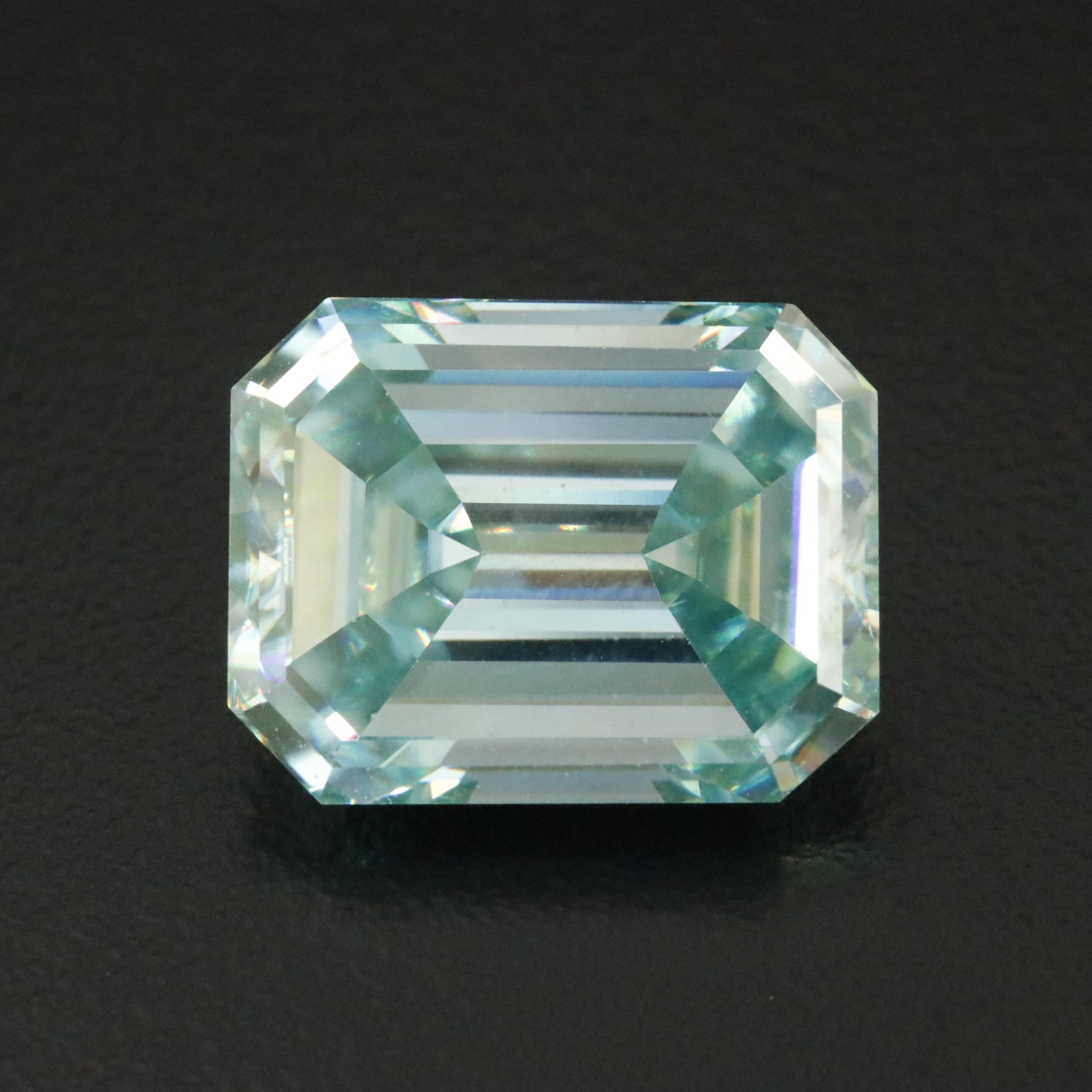 Loose 15.19 CT Moissanite
