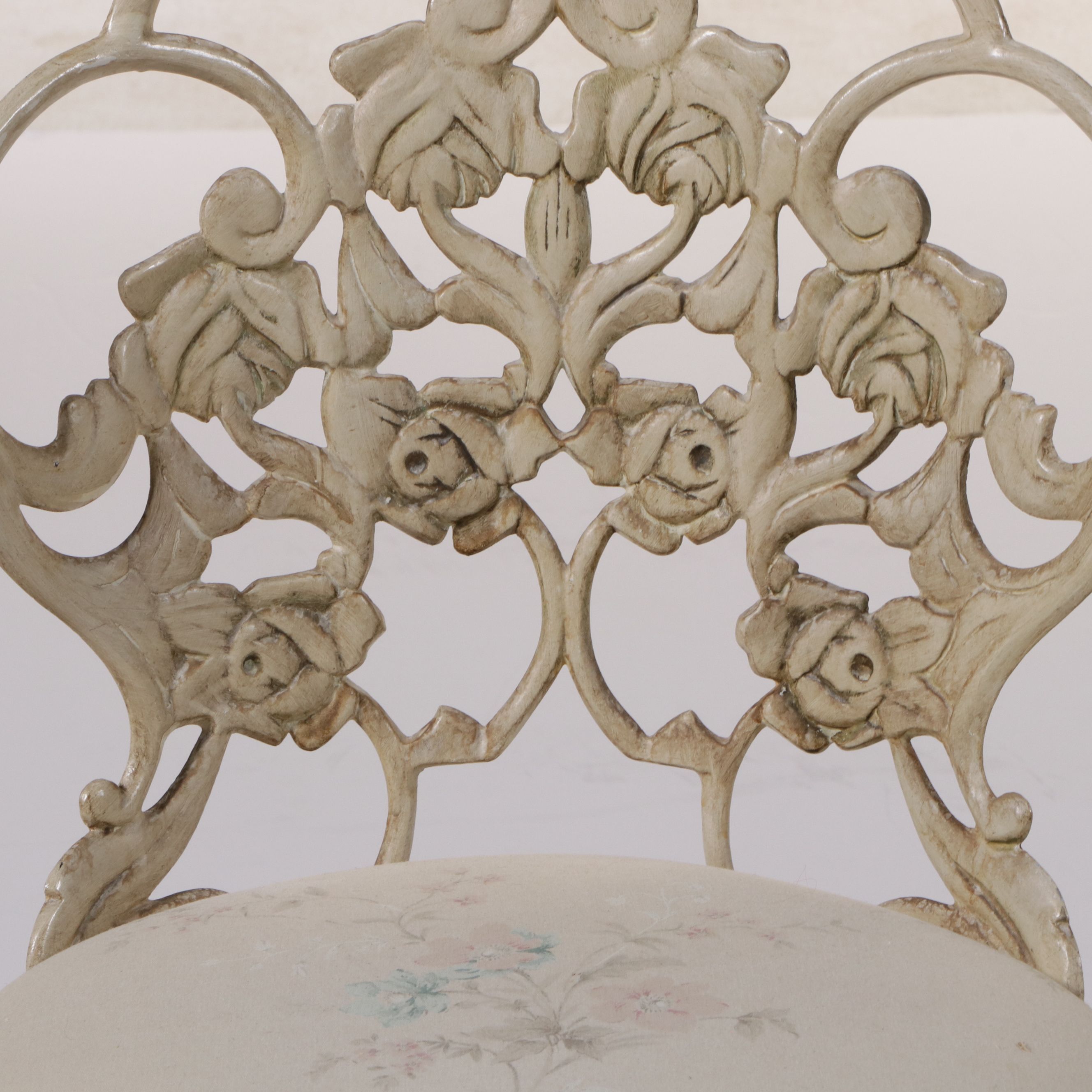 Kessler Industries Painted Cast Metal Chair