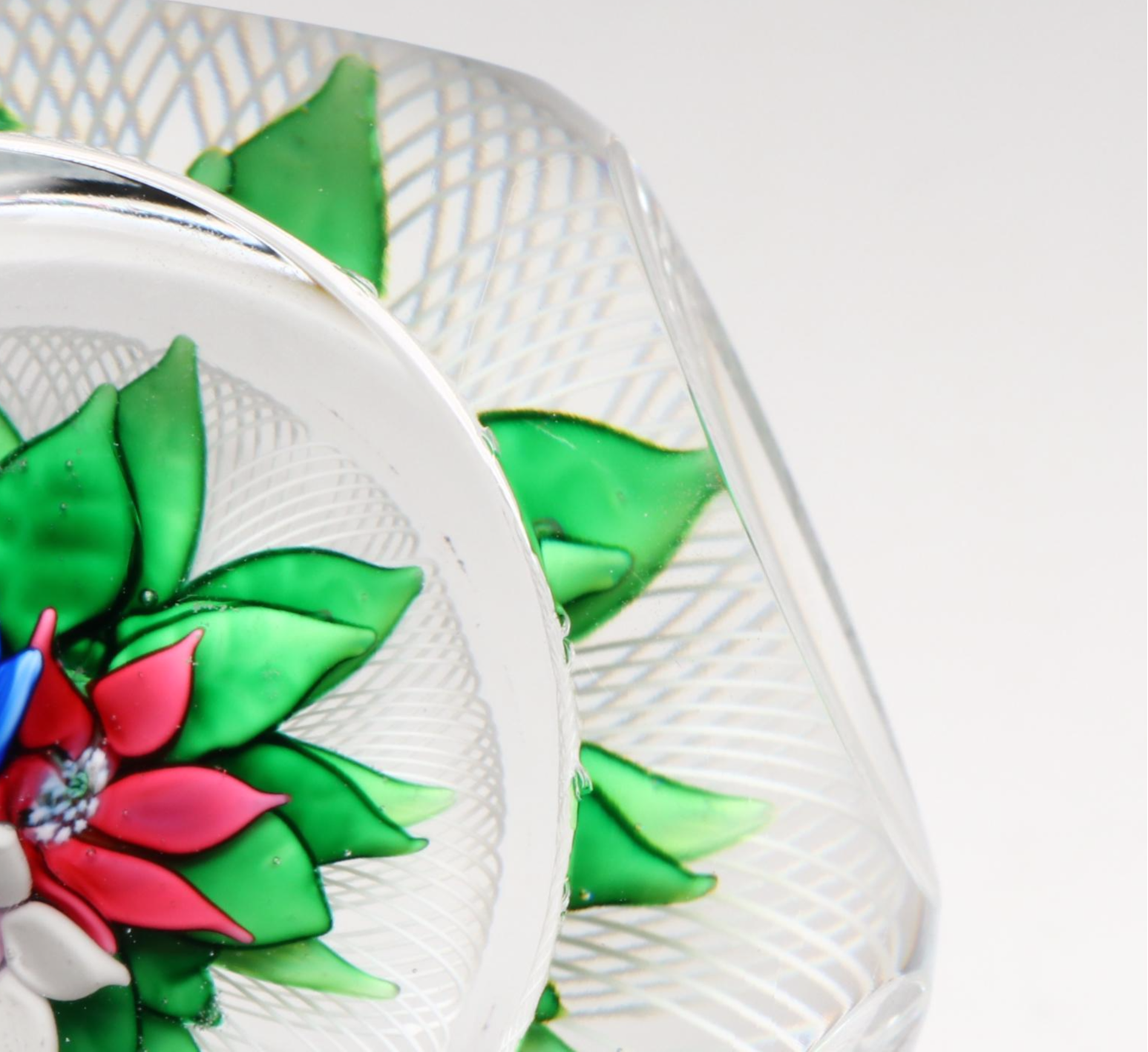 Saint-Louis Three Flower Bouquet on Mushroom Latticino Glass Paperweight, 1978