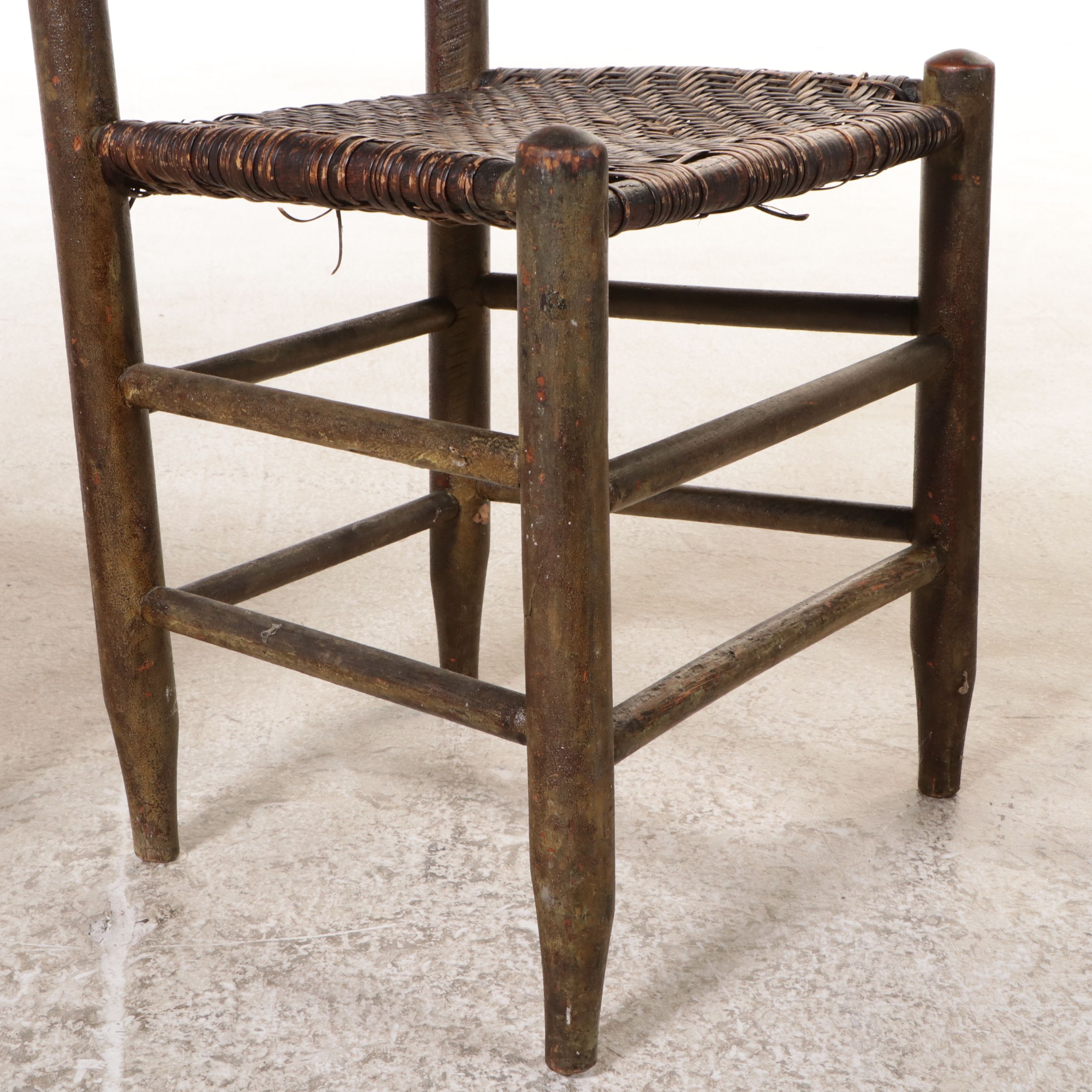 American Primitive Style Ladder-Back Chairs with Woven Splintwood Seats