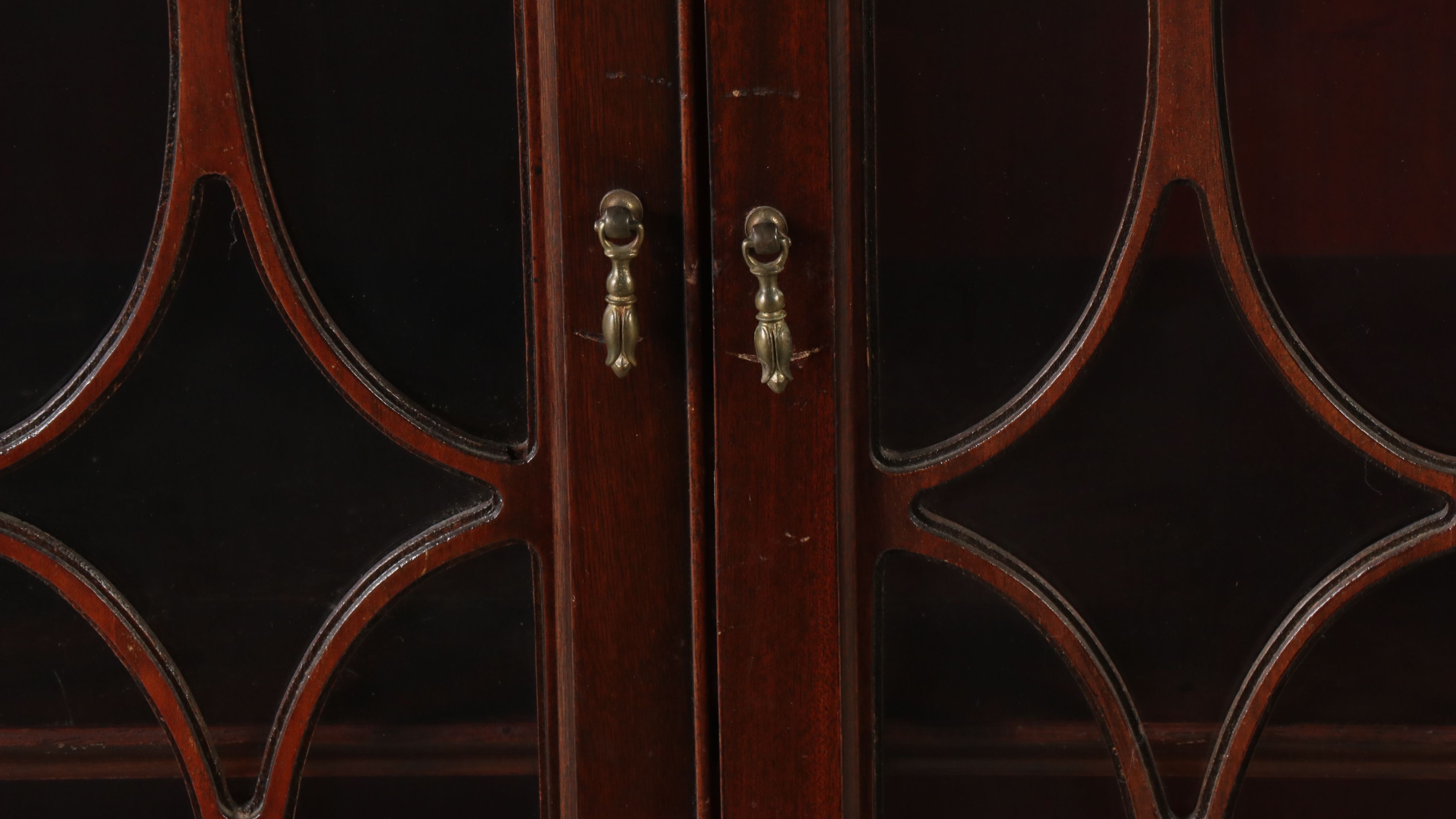 Traditional Style Mahogany China Cabinet