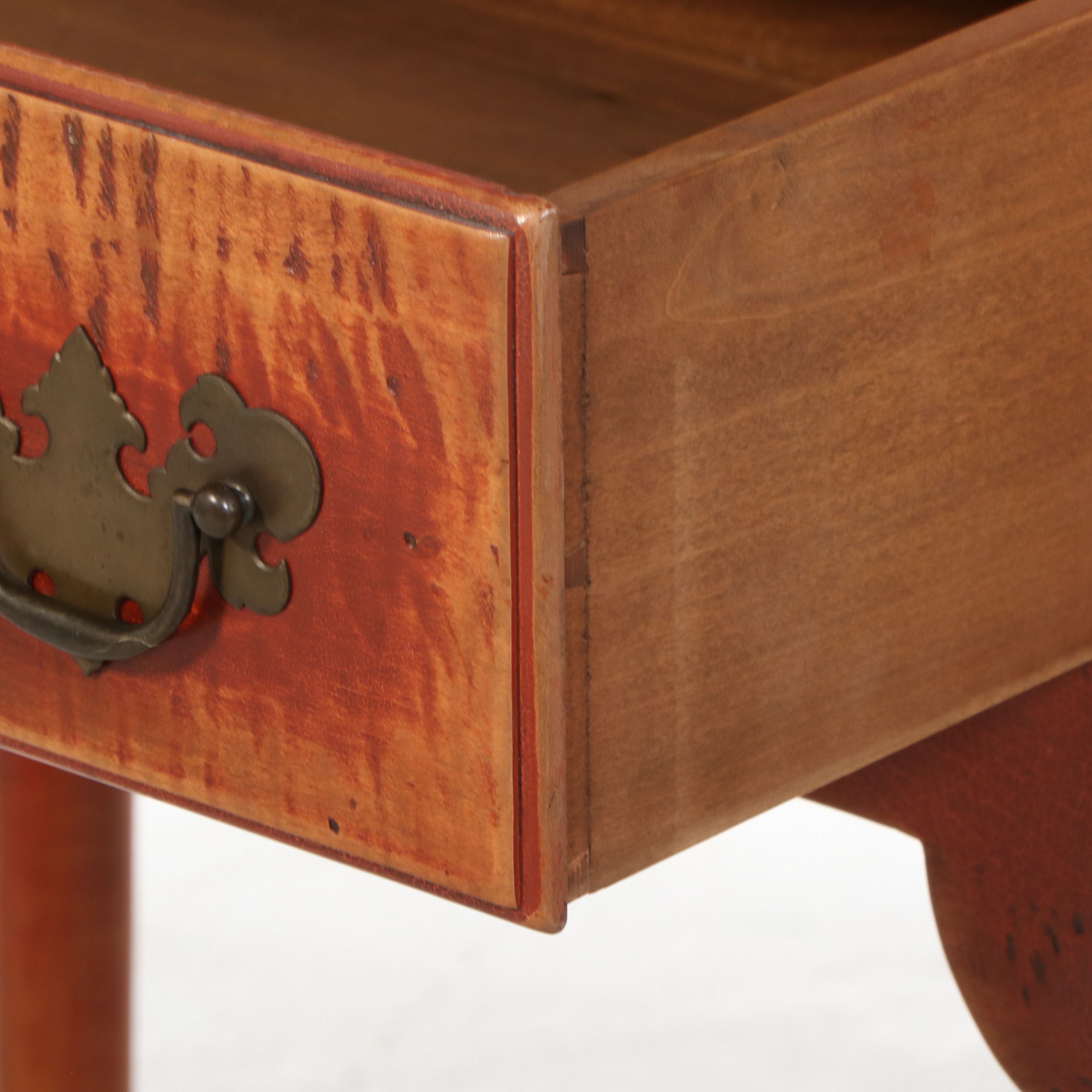 Early David T. Smith Queen Anne Style Single-Drawer Maple Lowboy