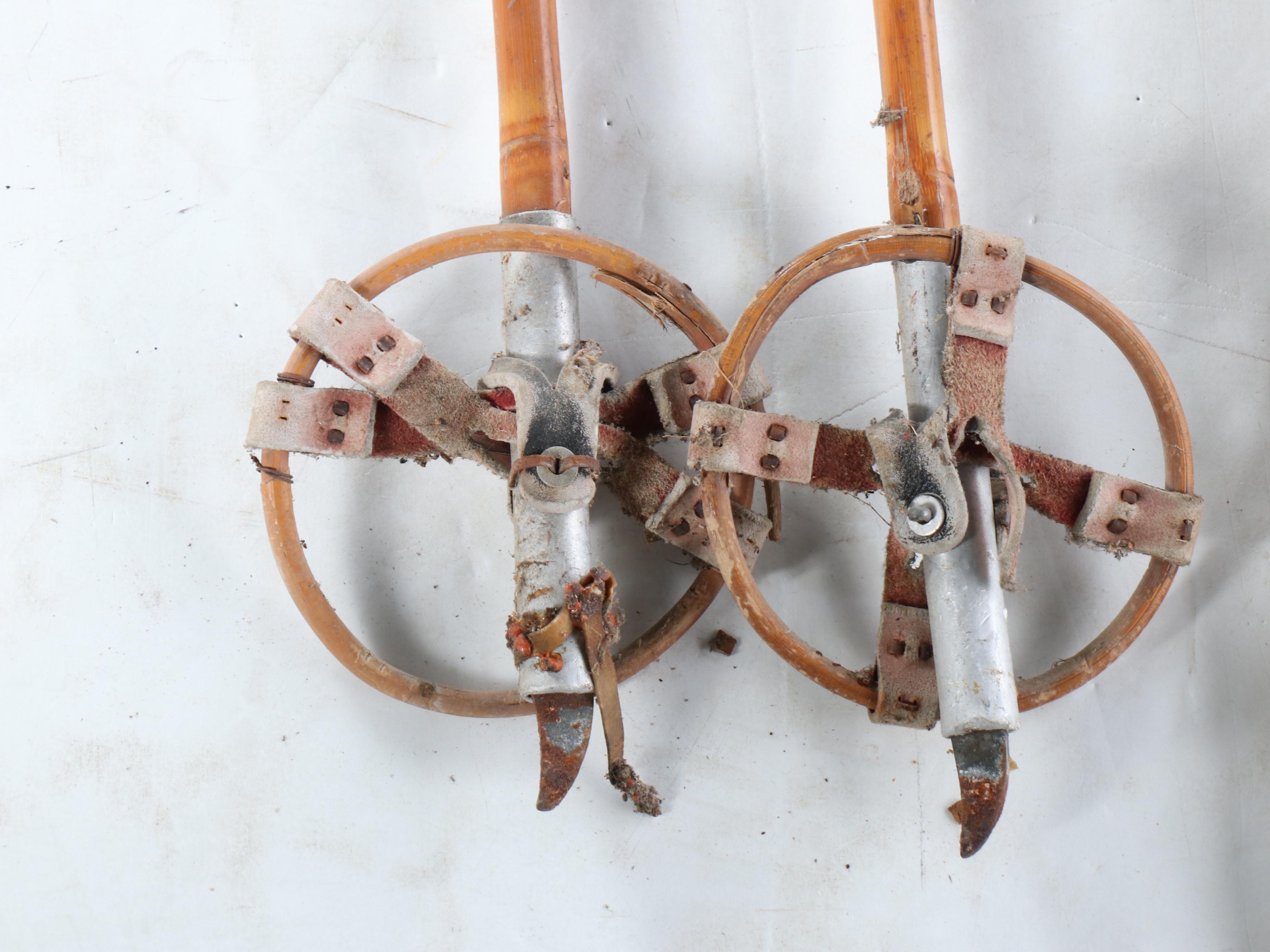 Karhu Erikois Kilpa Vintage Wood Cross-Country Skis and Poles