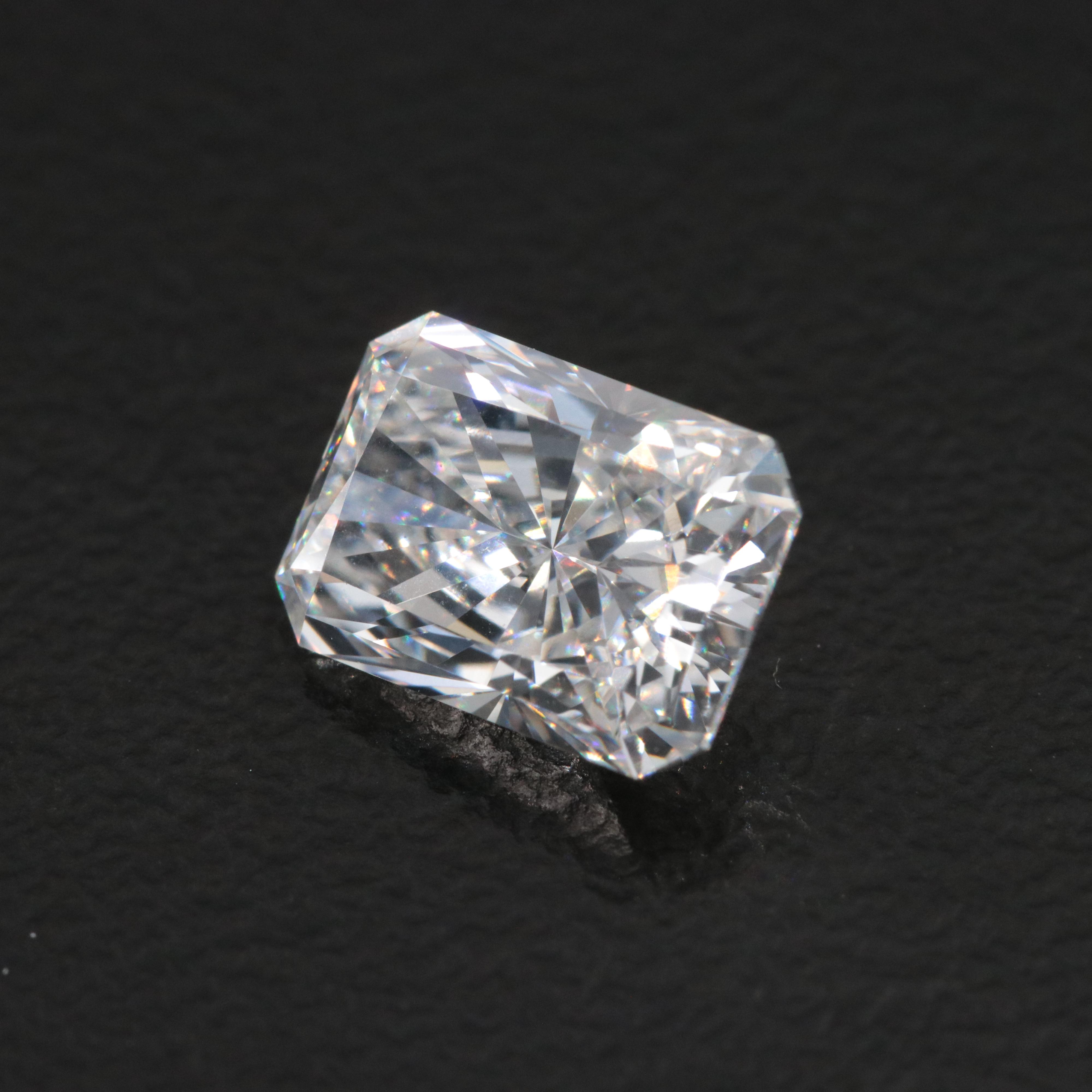 Loose 1.56 CT Lab Grown Diamond with IGI Report