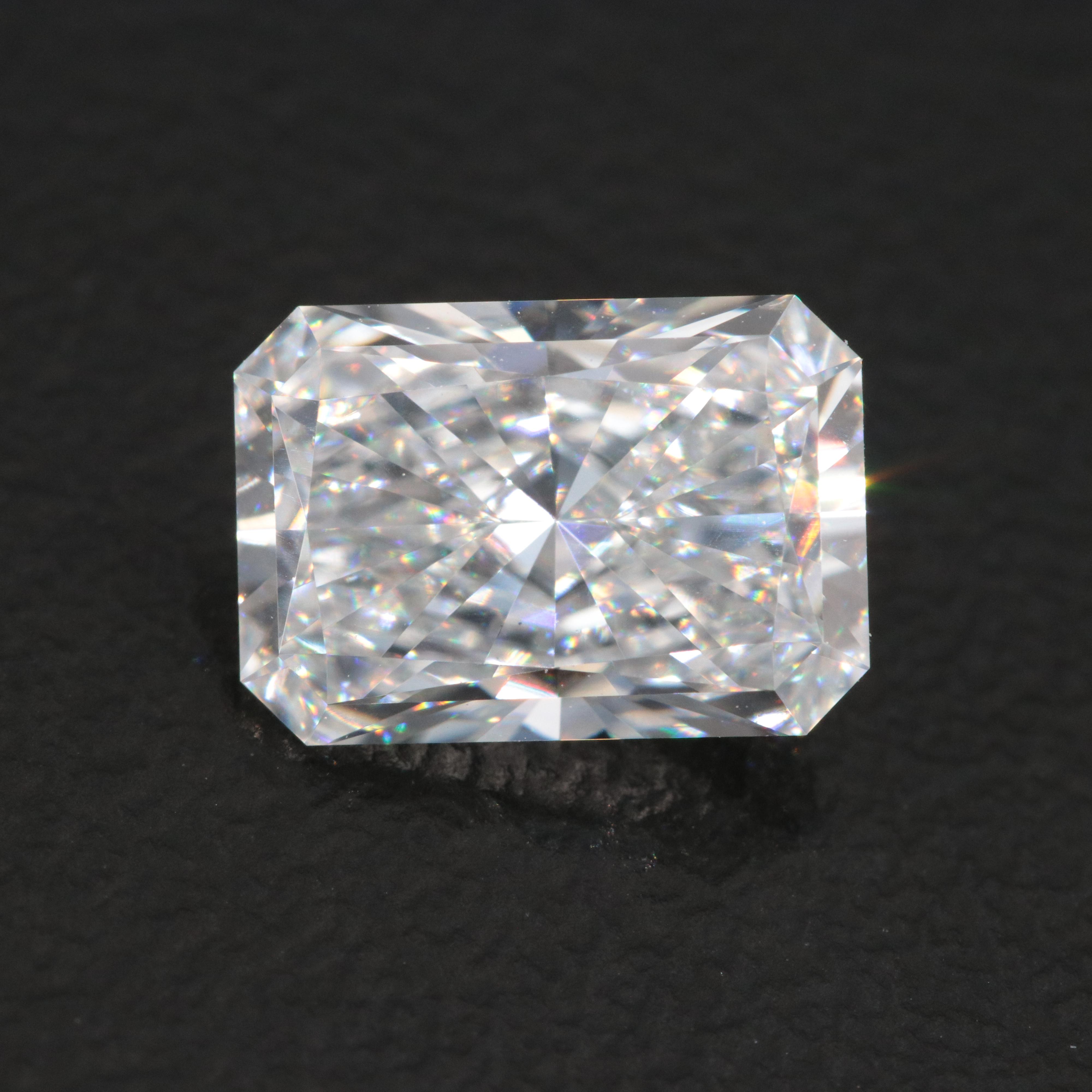 Loose 1.59 CT Lab Grown Diamond with IGI Report
