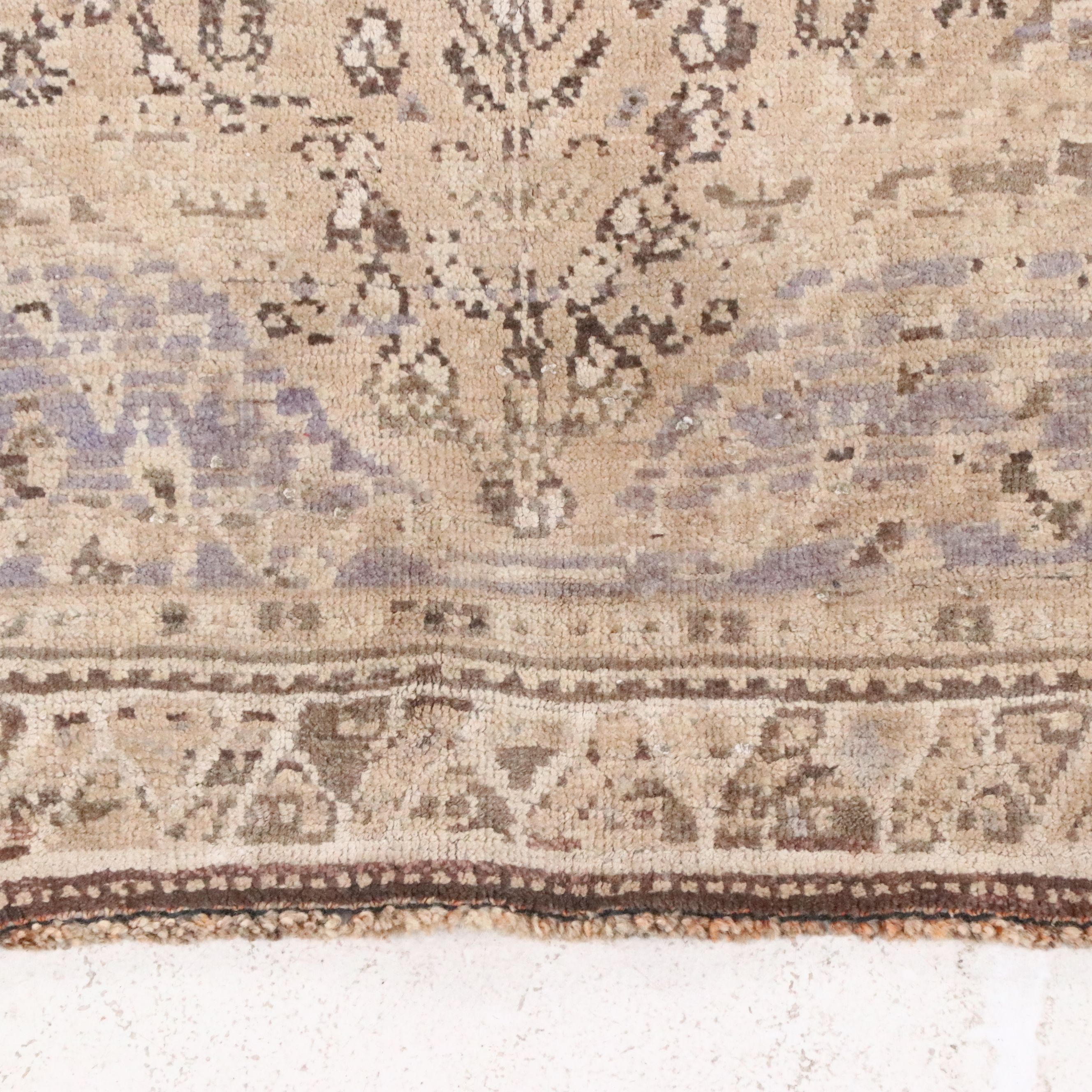 4'4 x 7'6 Hand-Knotted Persian Abadeh Area Rug