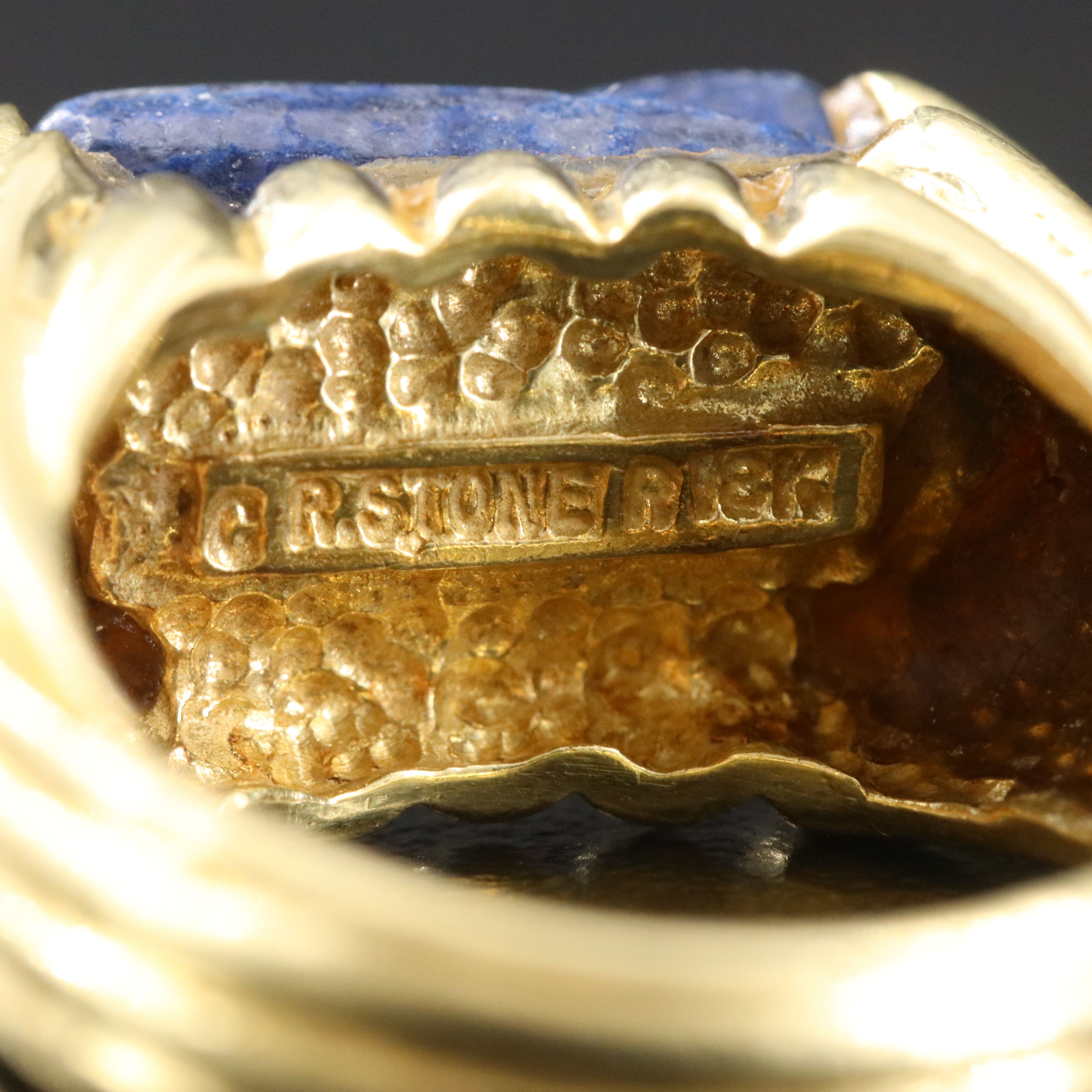 18K Carved Lapis Lazuli Ring