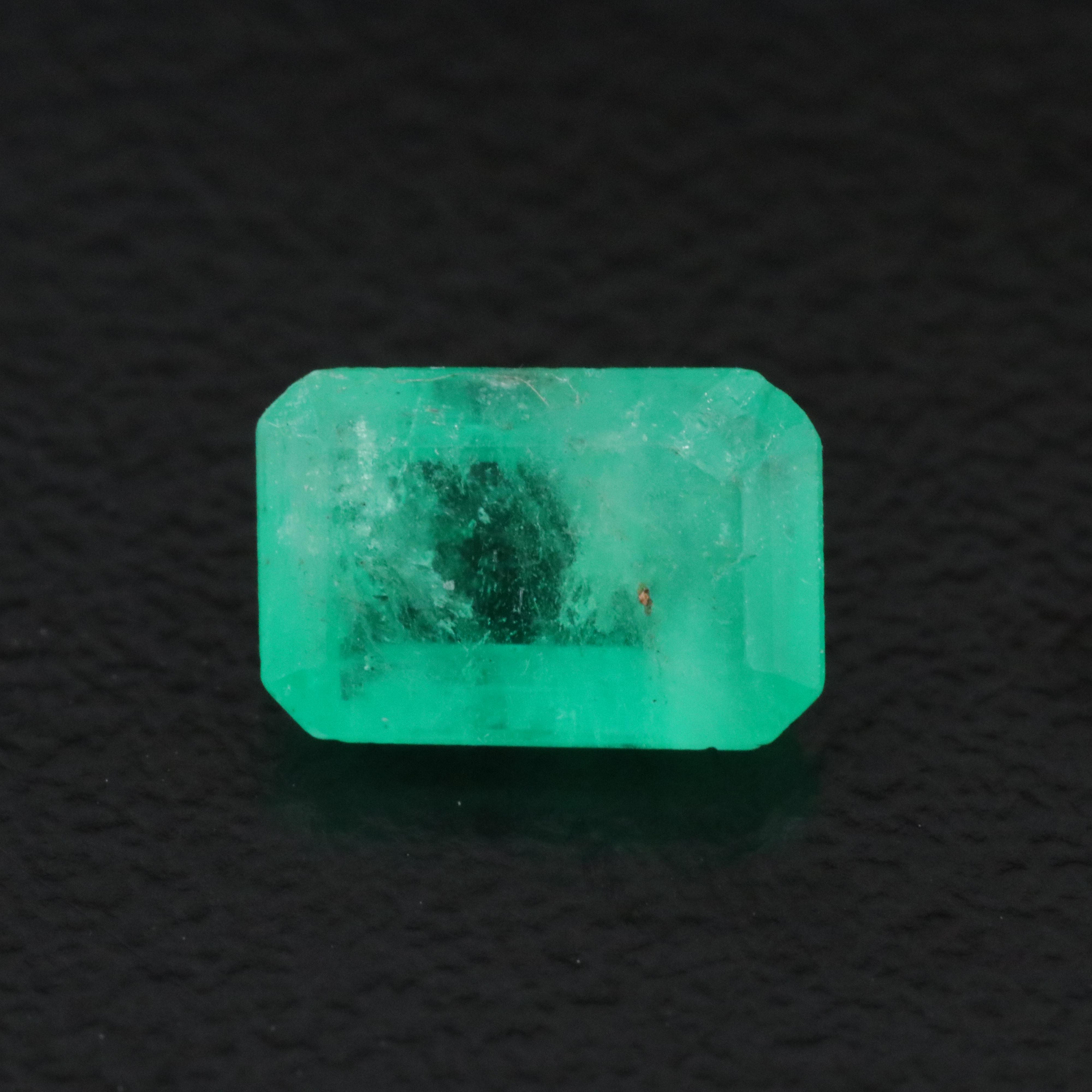 Loose 1.08 CT Emerald