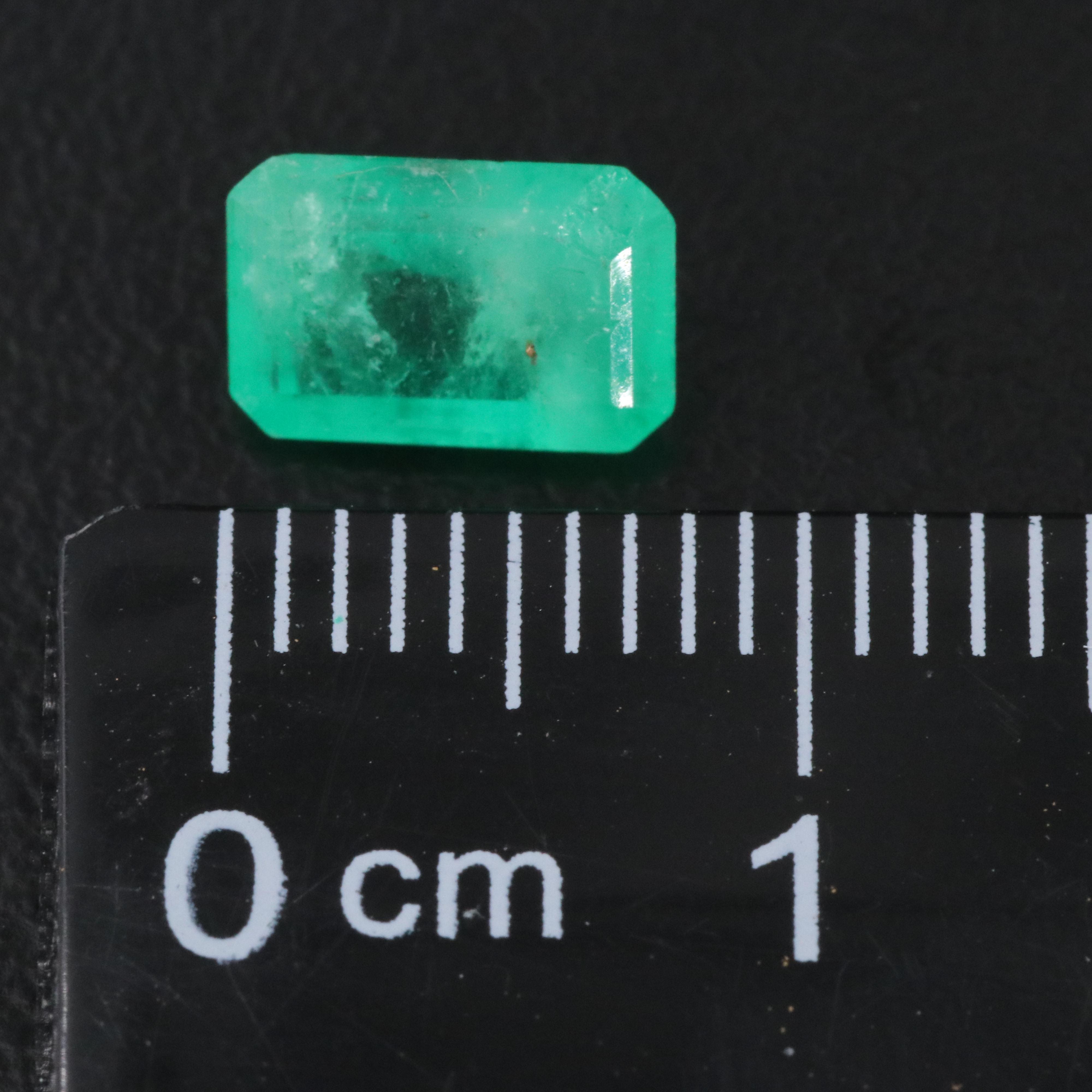 Loose 1.08 CT Emerald