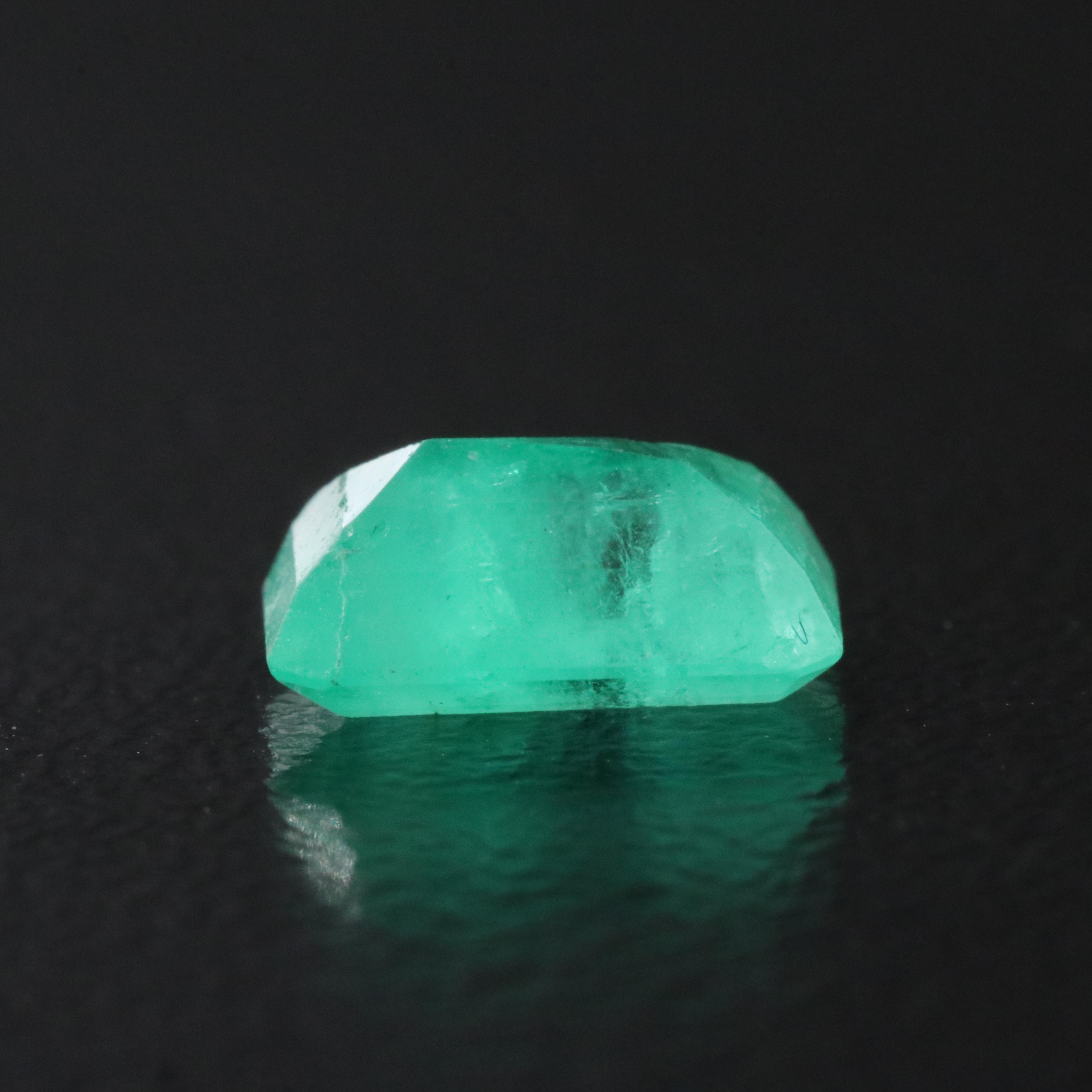 Loose 1.08 CT Emerald