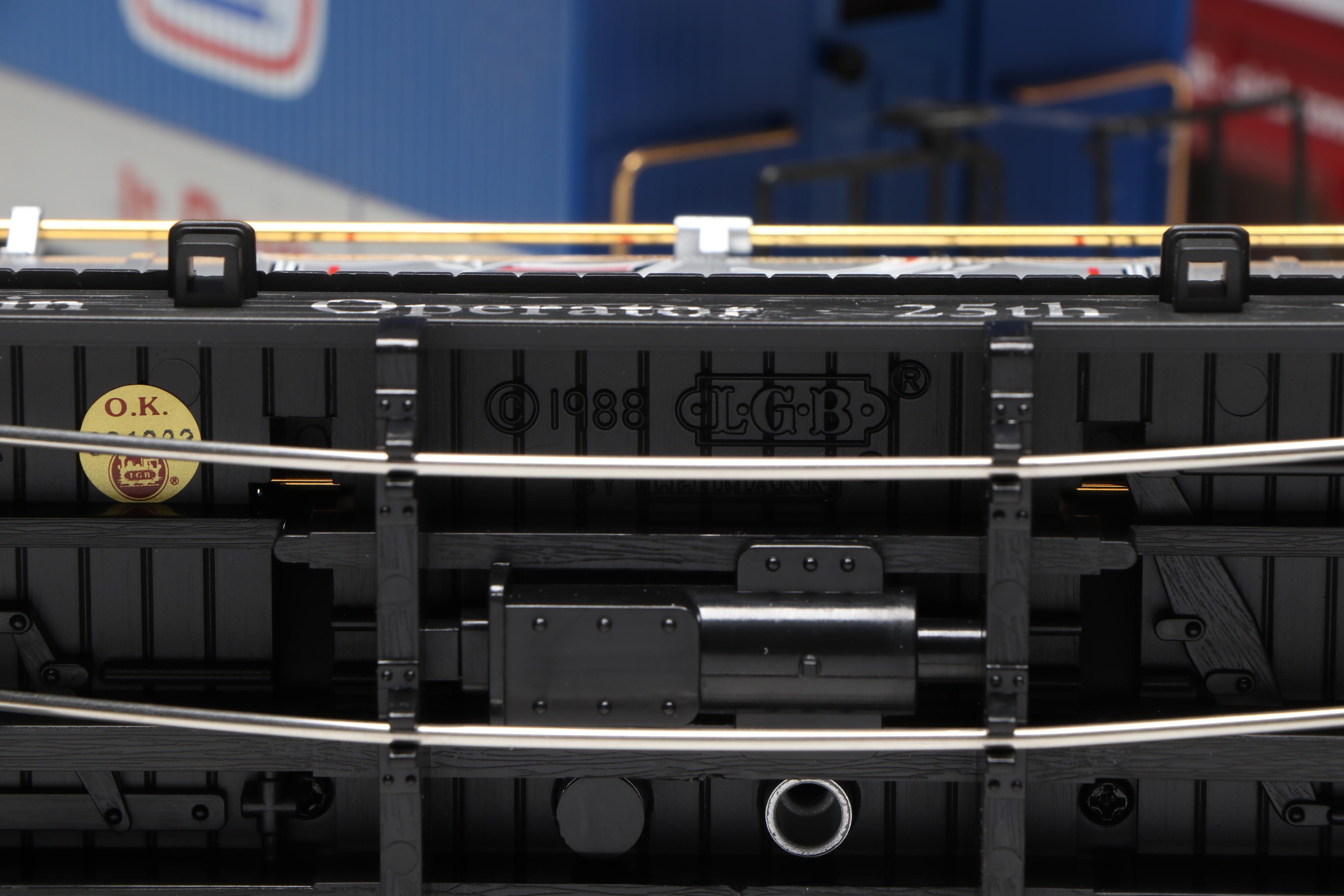 LGB G Scale 42918 2010 Club Boxcar, U.S. Postal Service Car and More