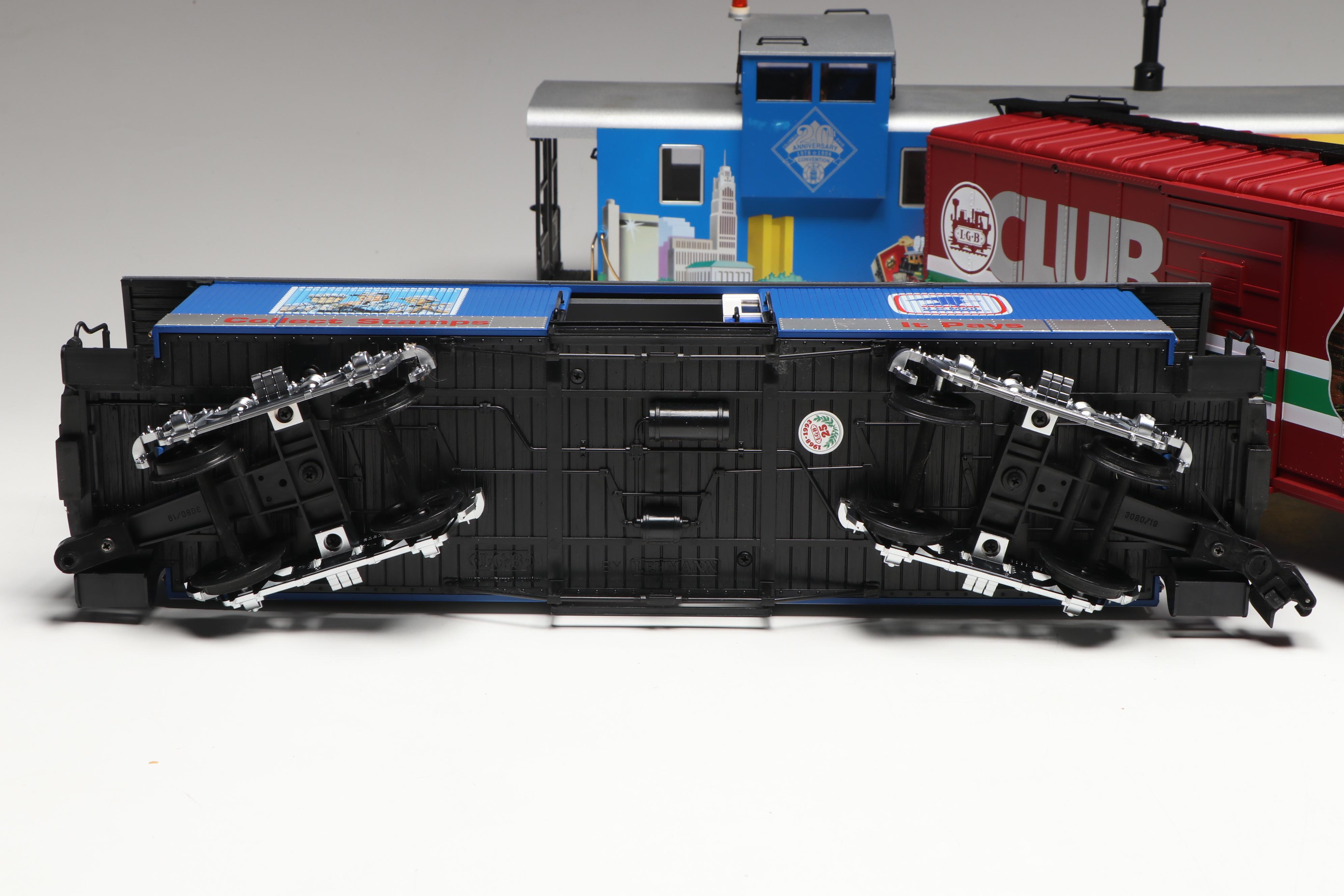 LGB G Scale 42918 2010 Club Boxcar, U.S. Postal Service Car and More