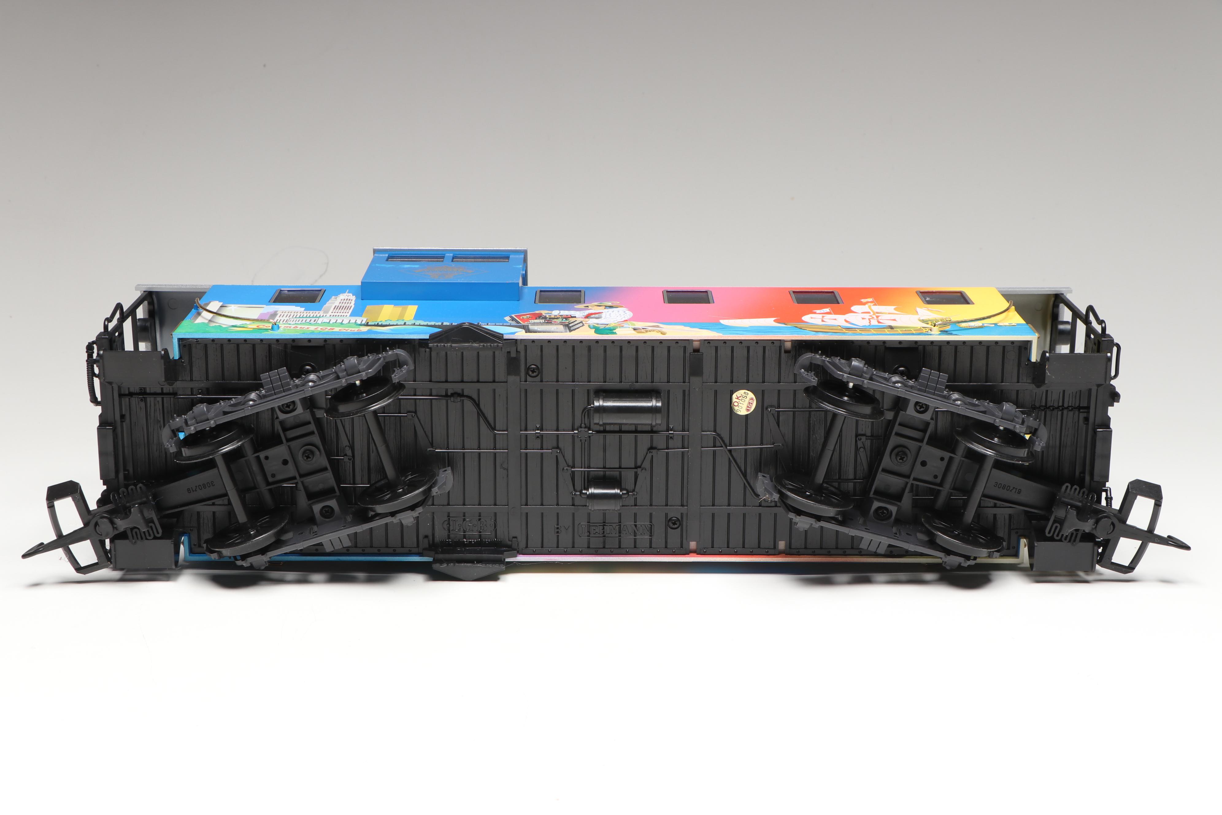 LGB G Scale 42918 2010 Club Boxcar, U.S. Postal Service Car and More