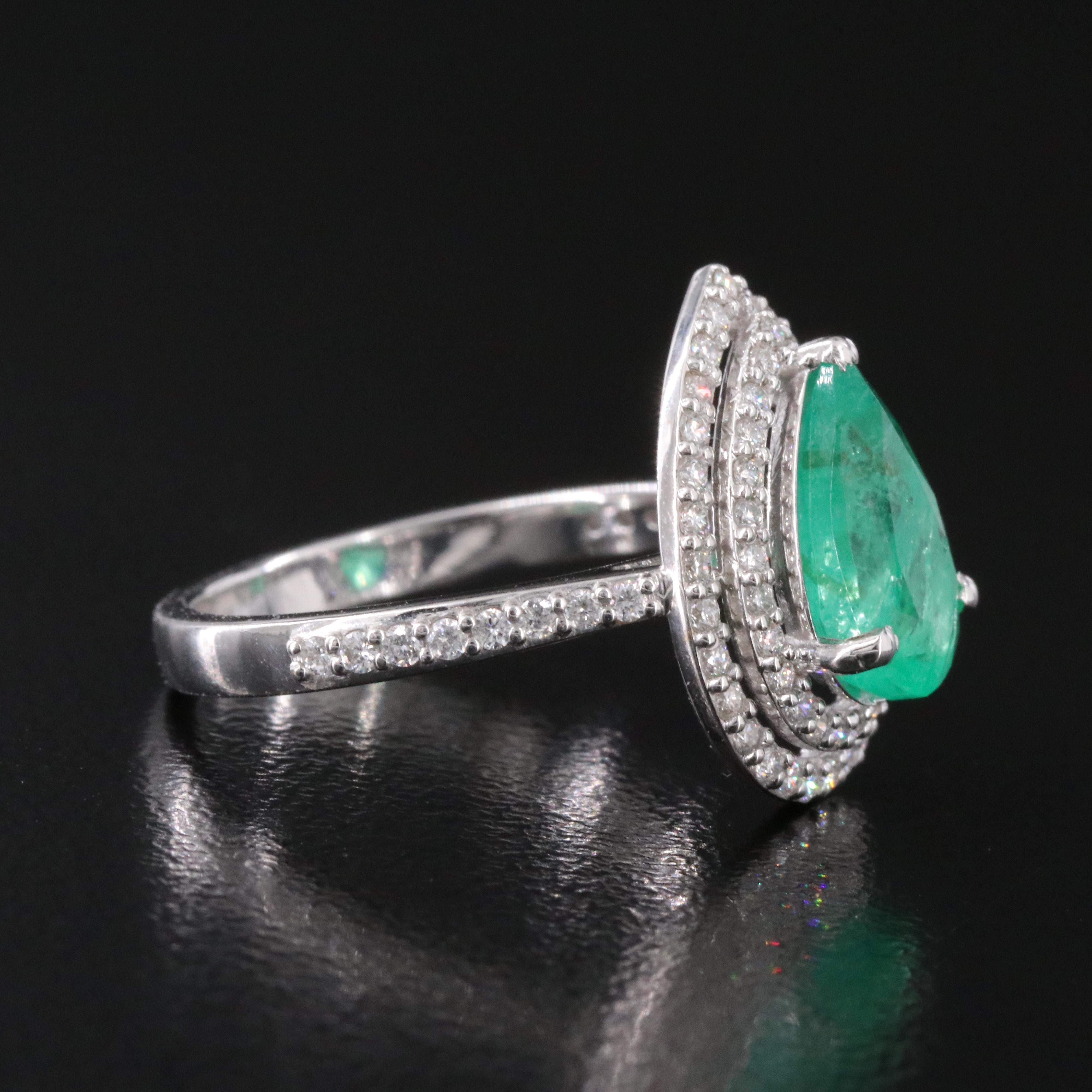 18K 1.92 CT Emerald and Diamond Ring