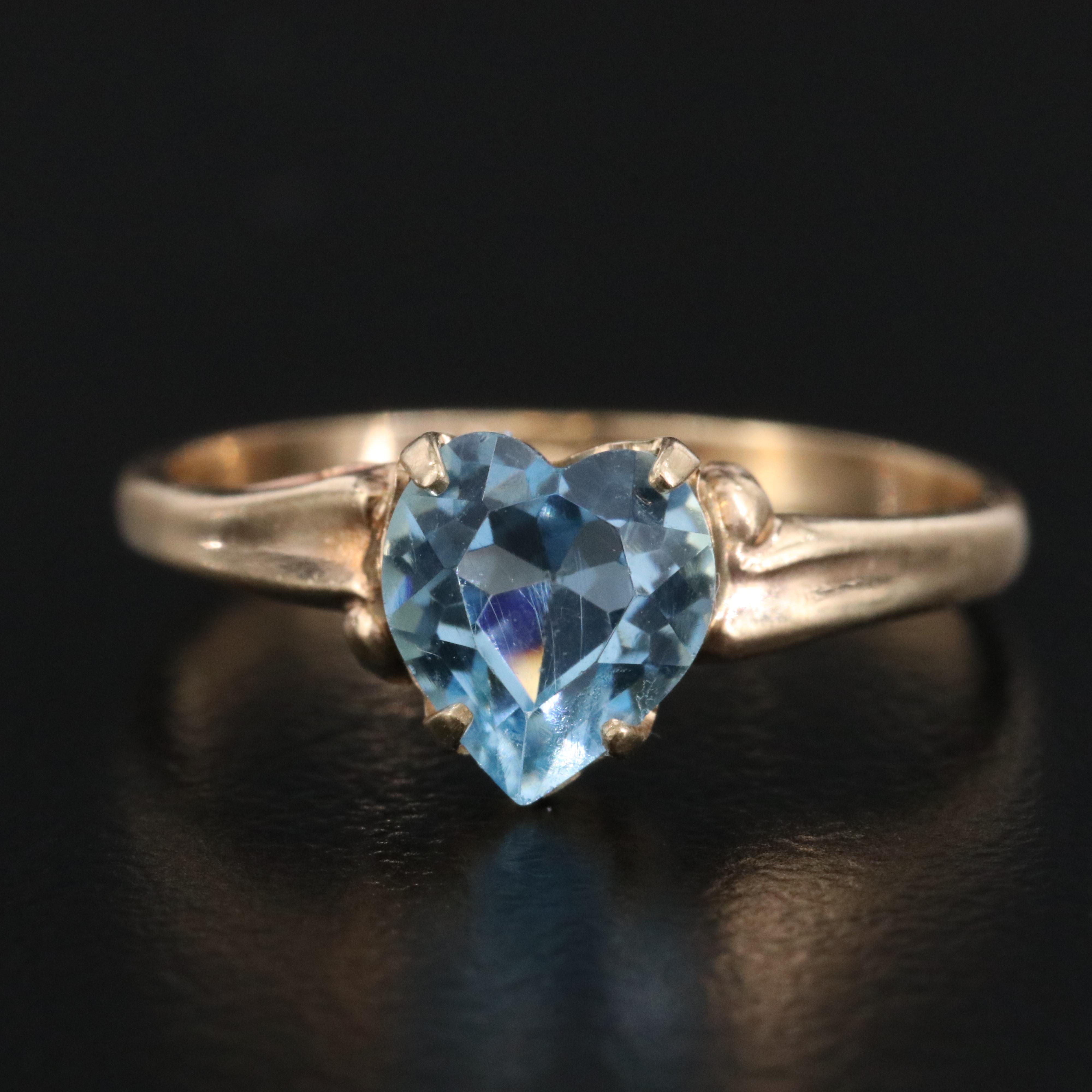 10K Glass Solitaire Heart Ring