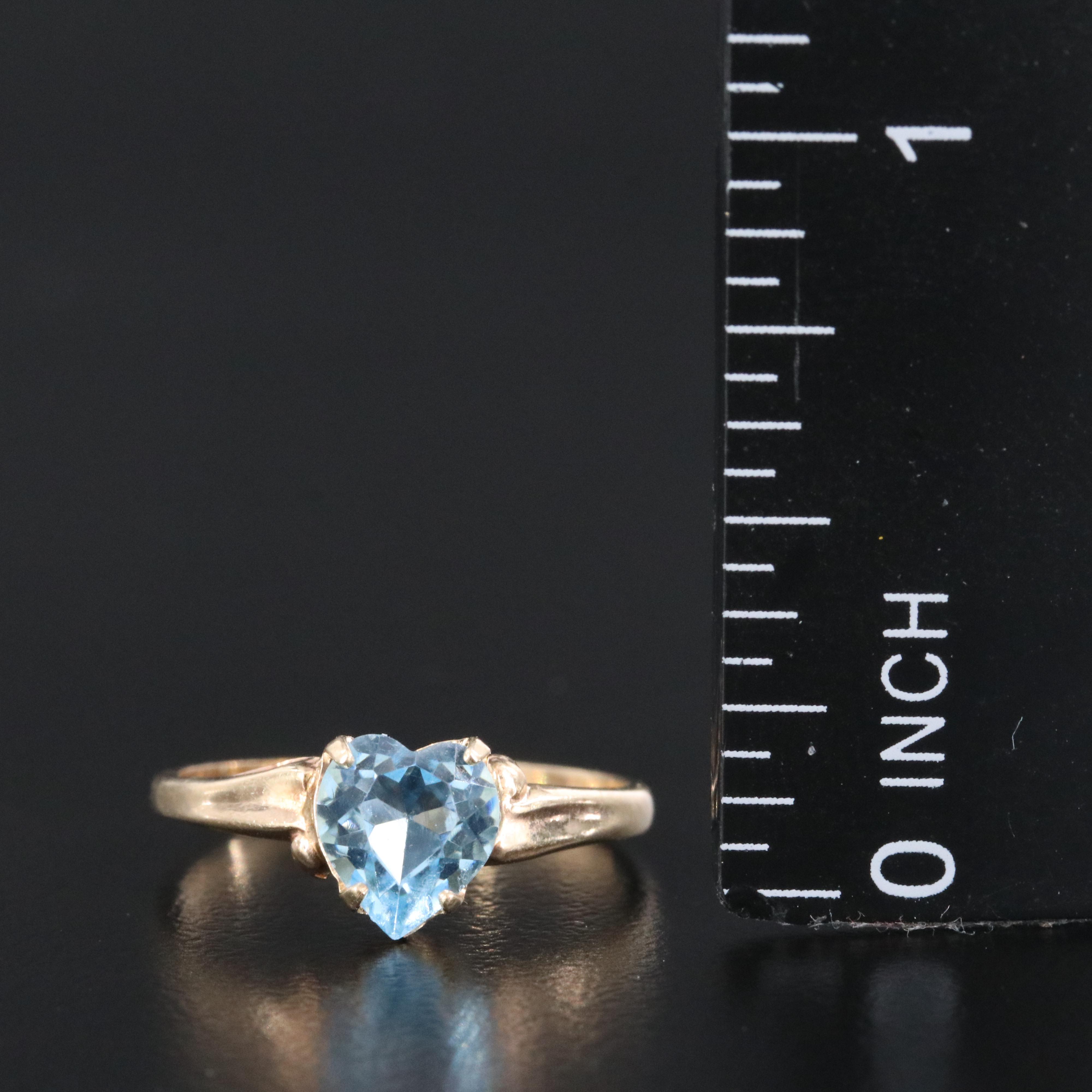 10K Glass Solitaire Heart Ring