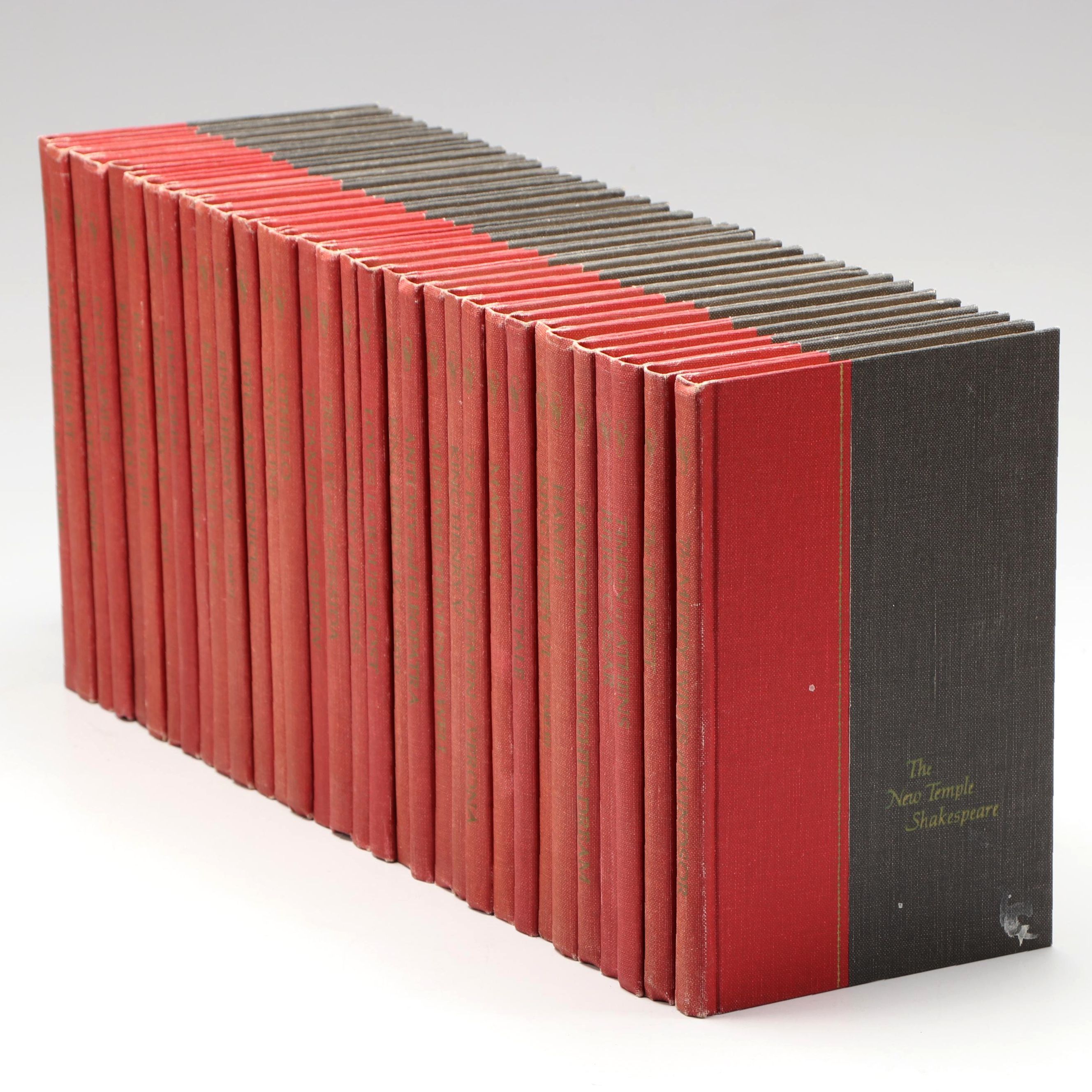 "The New Temple Shakespeare" Thirty-Two-Volume Set Edited by M. R. Ridley