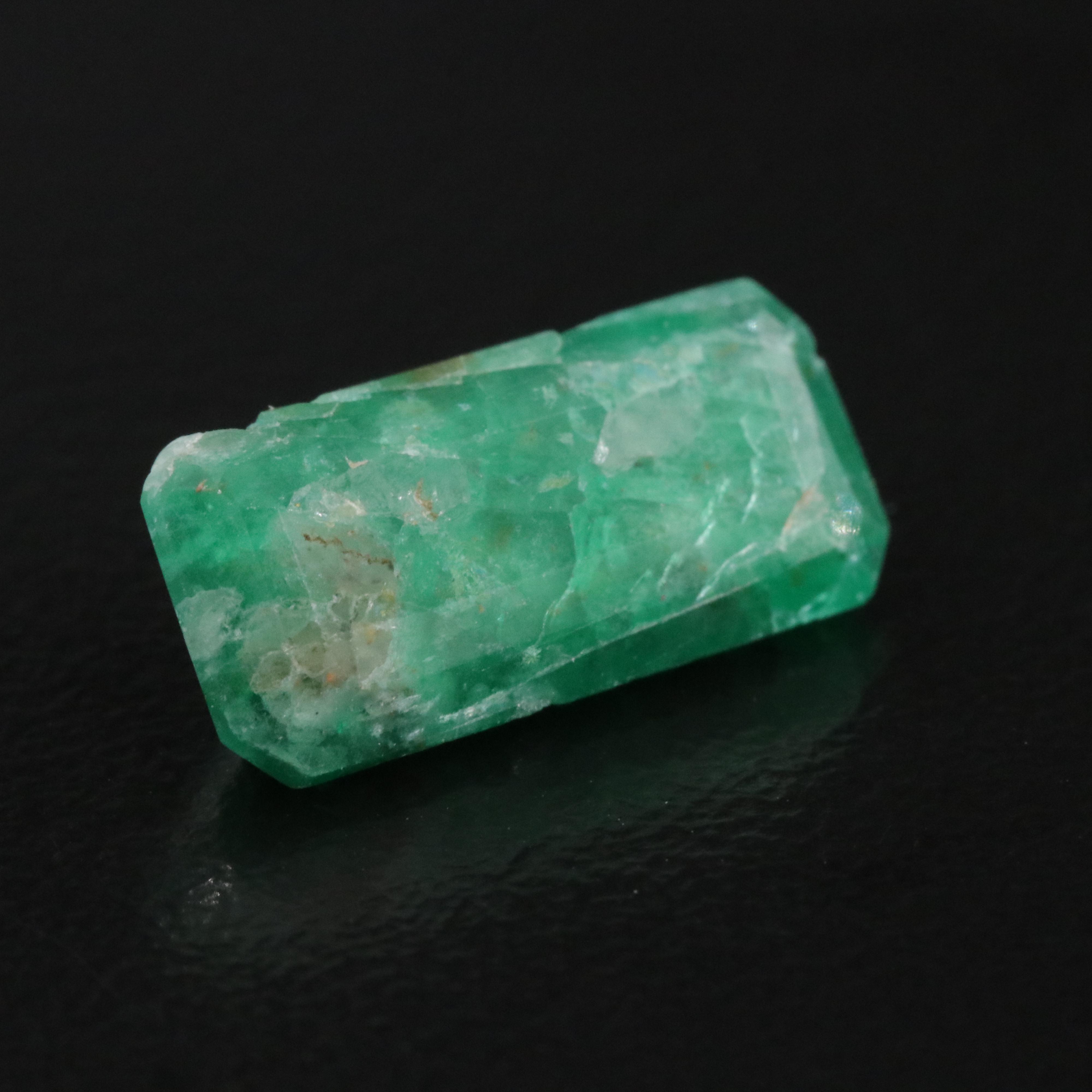 Loose 4.63 CT Emerald