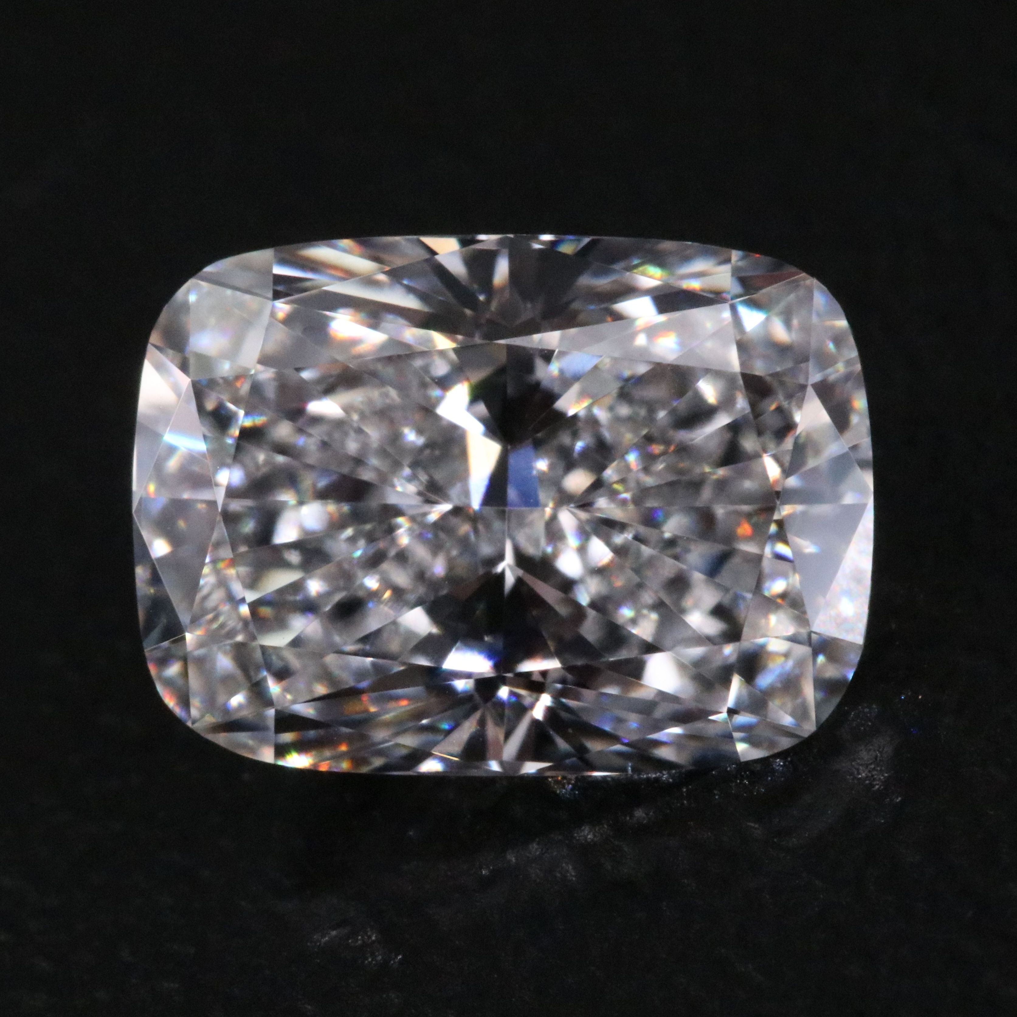 Loose 1.89 CT Lab Grown Diamond with IGI Report