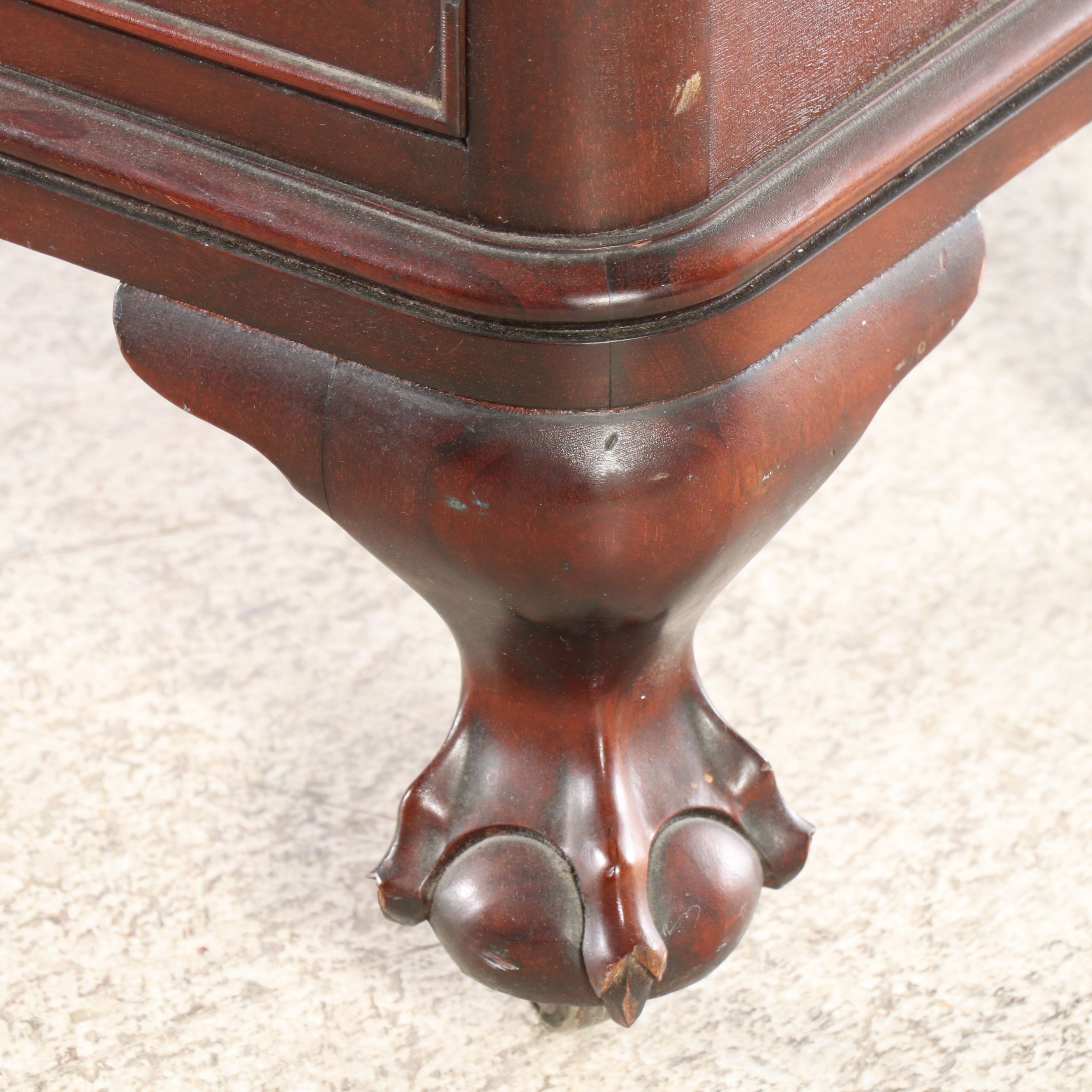 Robert Mitchell Chippendale Style Mahogany Bookcase, Early to Mid-20th Century