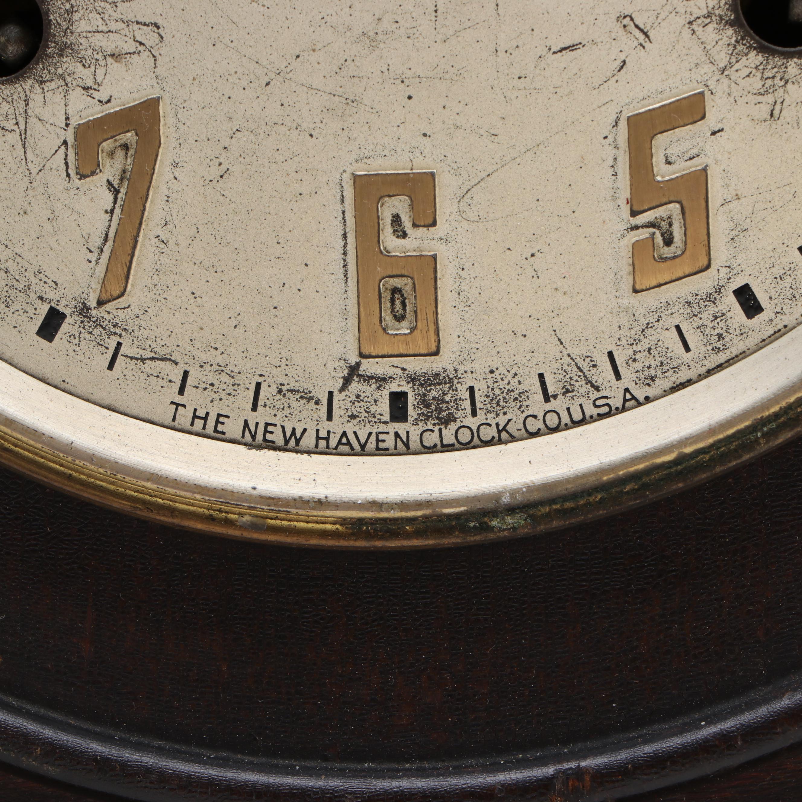 New Haven Clock Co. Tambour Mantel Clock, Early to Mid-20th Century