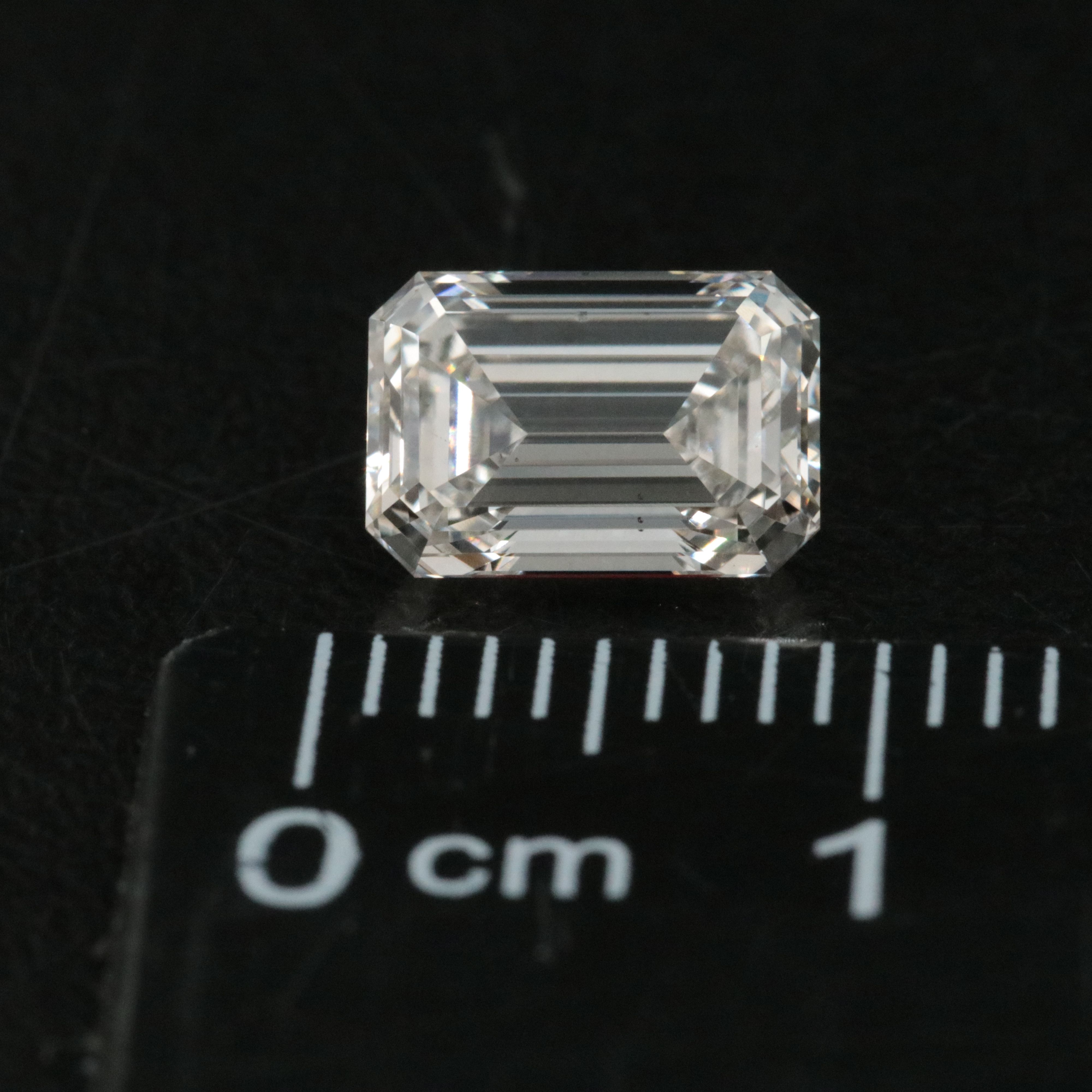 Loose 1.72 CT Lab Grown Diamond with IGI Report