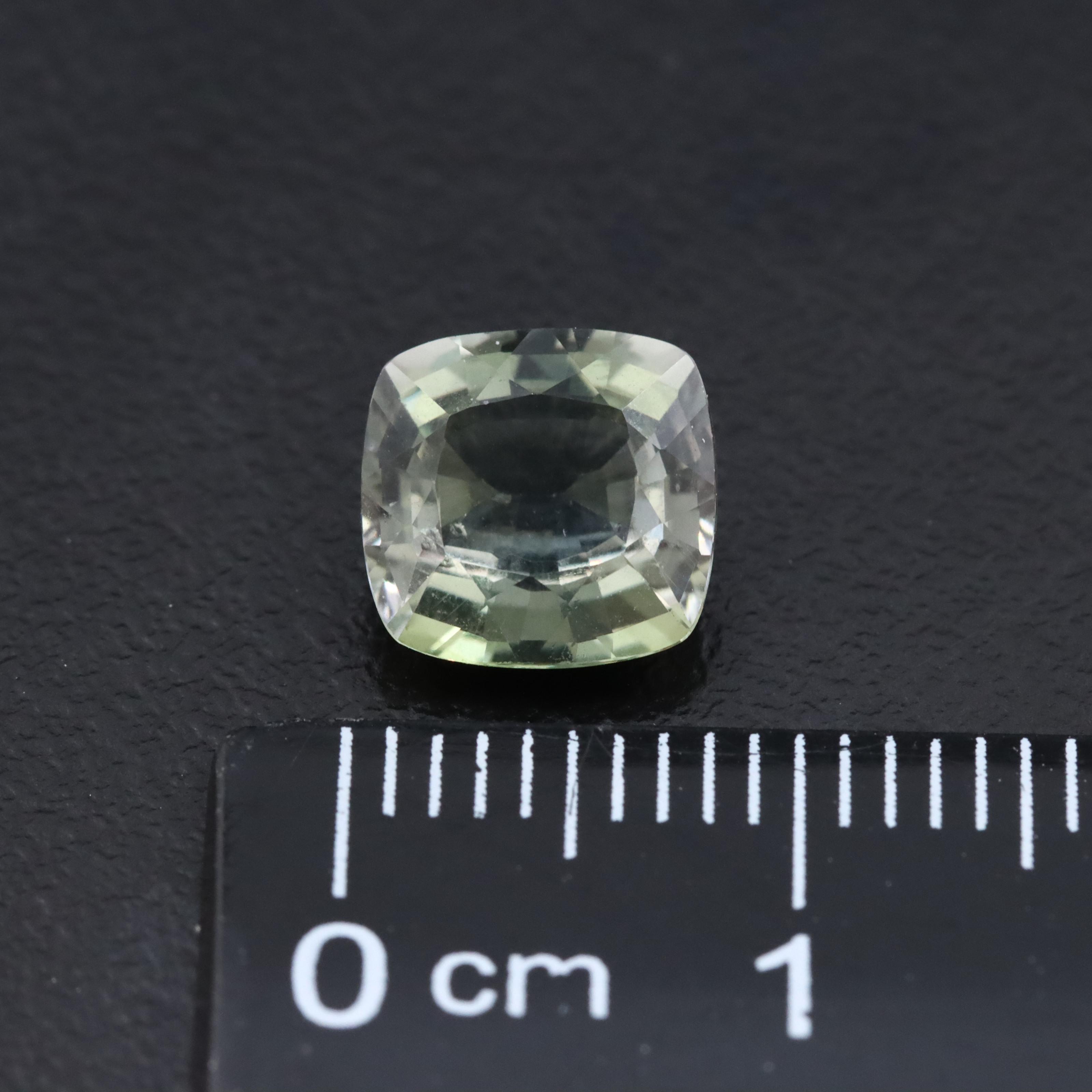 Loose 9.55 CTW Tanzanite and Green Zoisite Lot