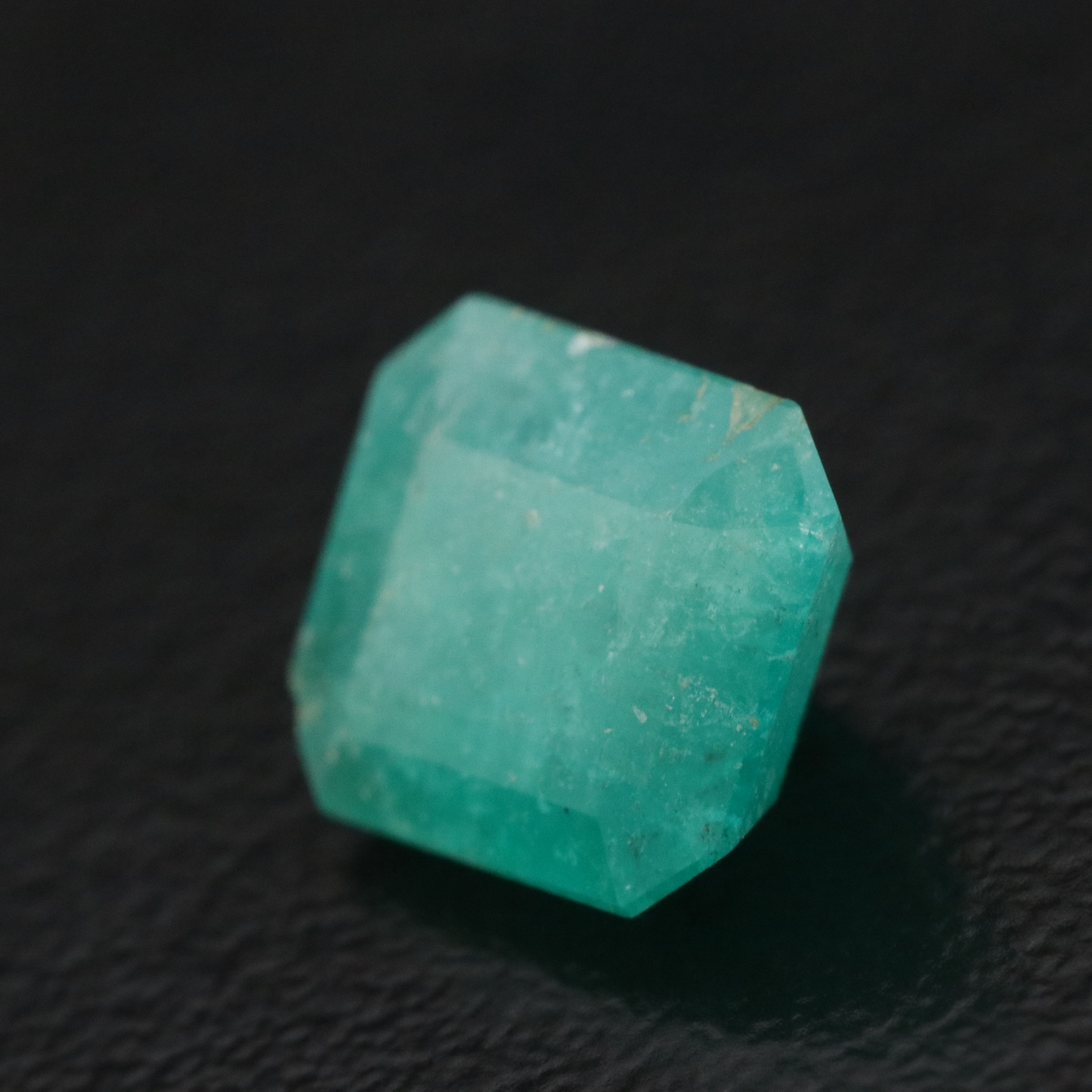 Loose 2.05 CT Emerald