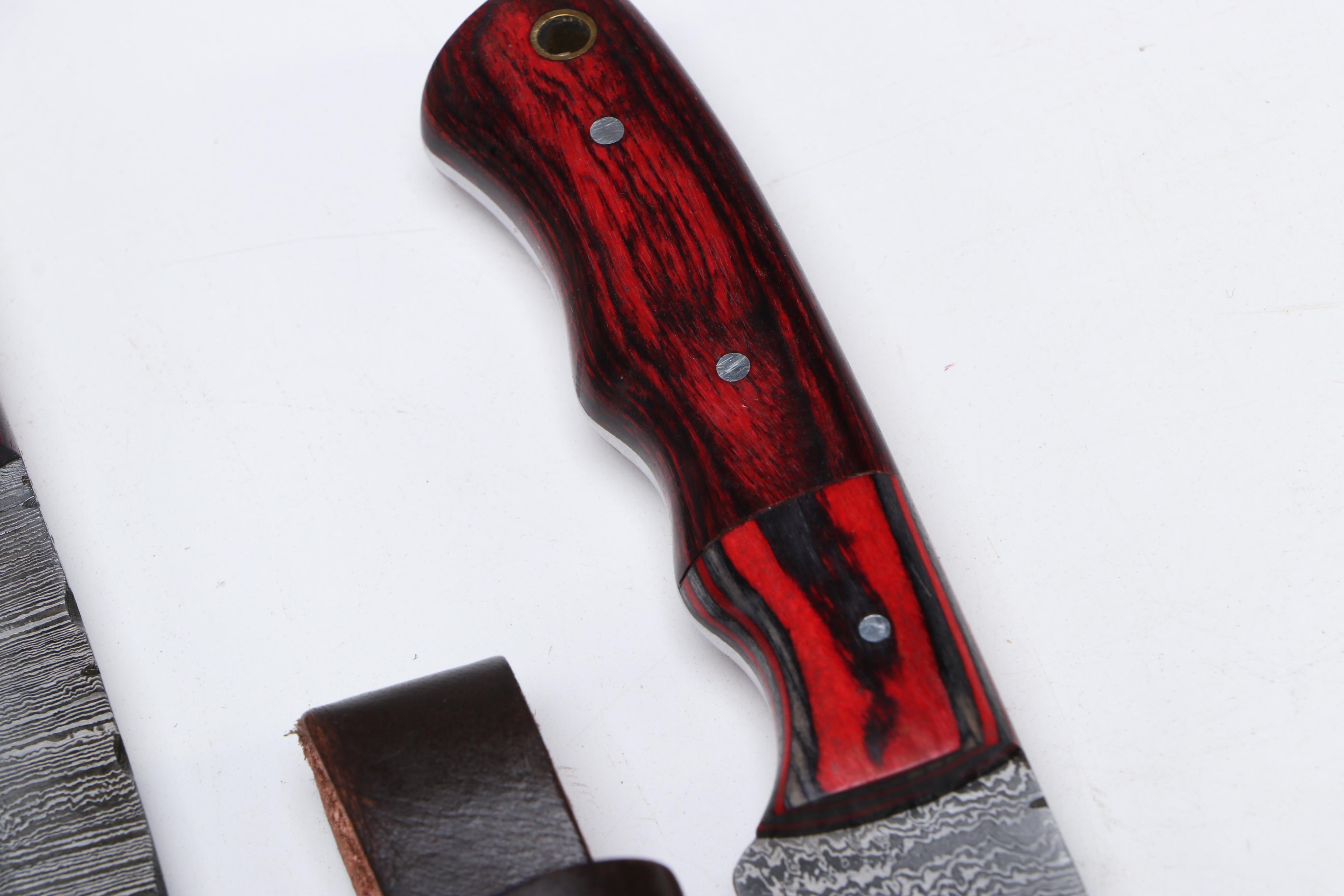 Damascus Steel Hunting Knives in Leather Scabbards