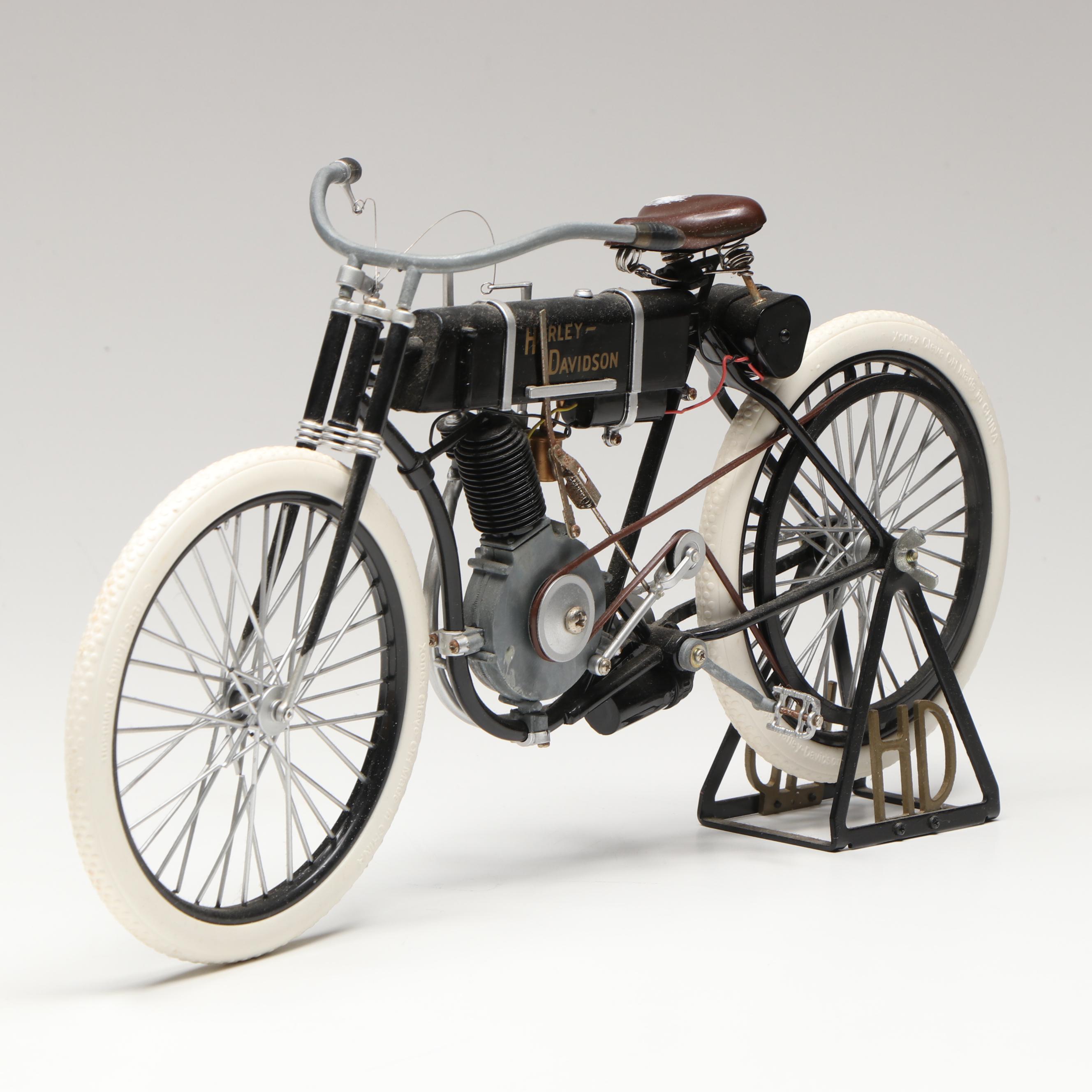 Harley-Davidson "Serial Number One 1903 - 1904" 1:6 Scale Diecast Motorcycle