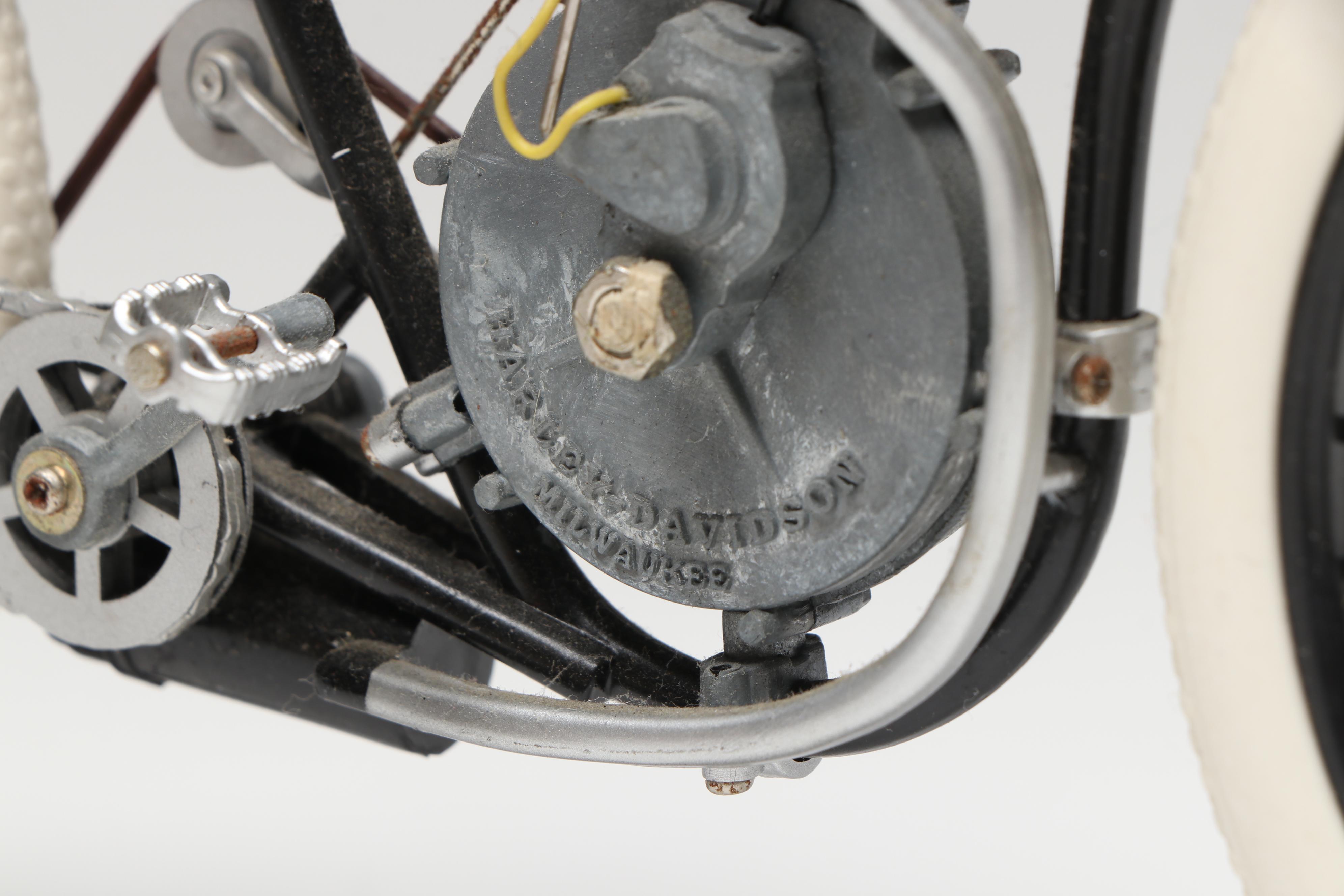 Harley-Davidson "Serial Number One 1903 - 1904" 1:6 Scale Diecast Motorcycle