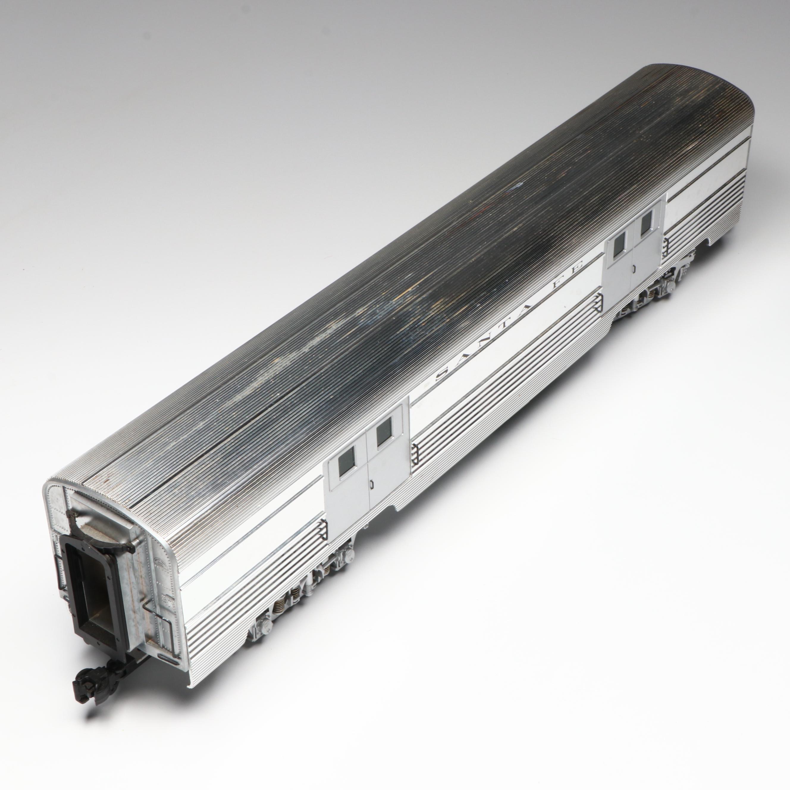 Aristo-Craft G Scale ART-32505 Fred Harvey Dining Car and ART-32205 Baggage Car