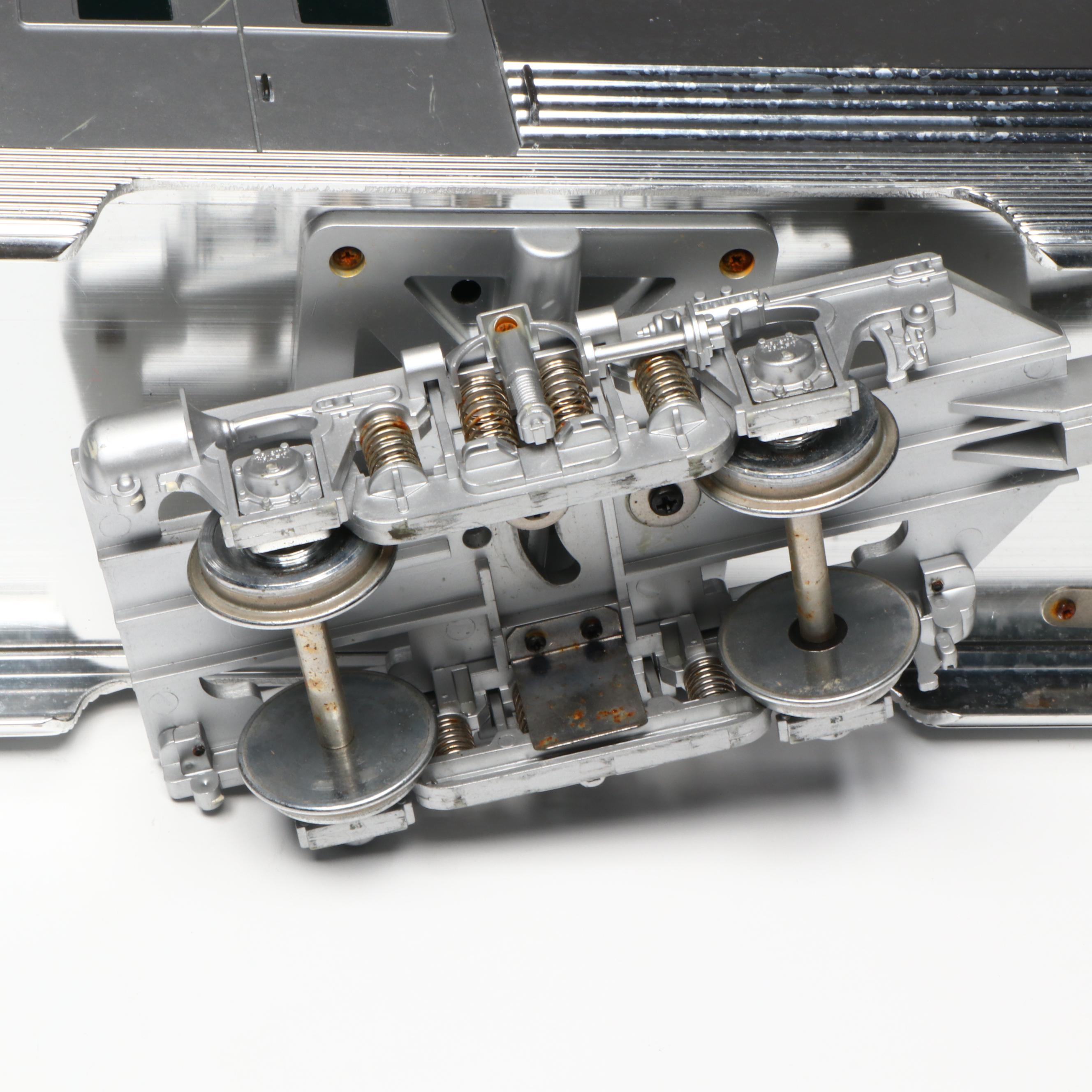 Aristo-Craft G Scale ART-32505 Fred Harvey Dining Car and ART-32205 Baggage Car