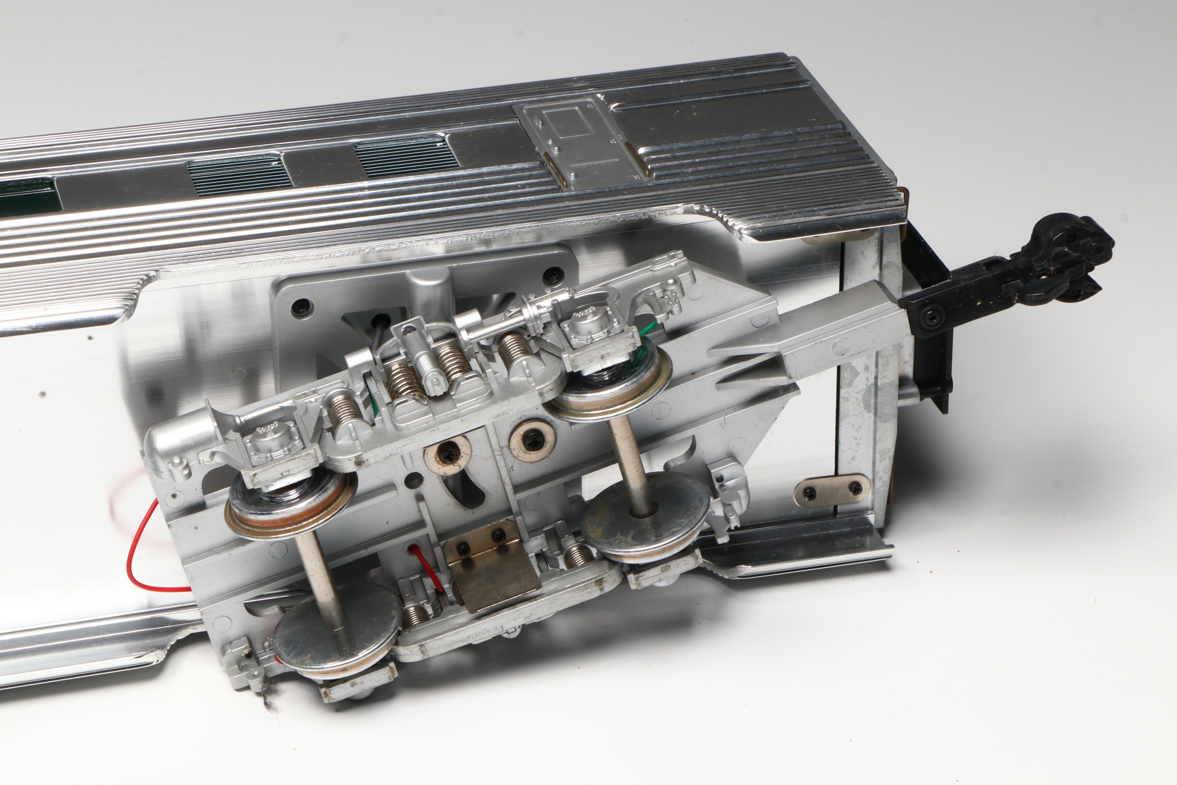 Aristo-Craft G Scale ART-32505 Fred Harvey Dining Car and ART-32205 Baggage Car