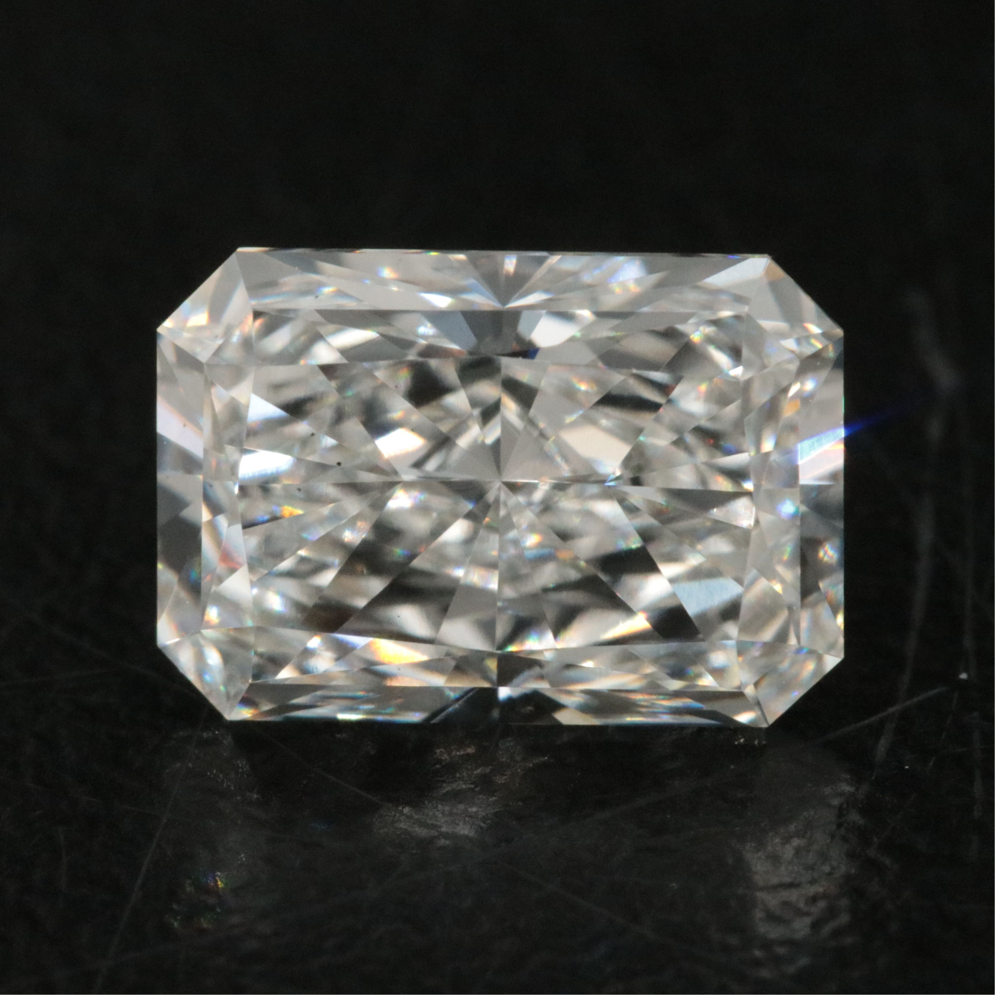 Loose 1.92 CT Lab Grown Diamond with IGI Report