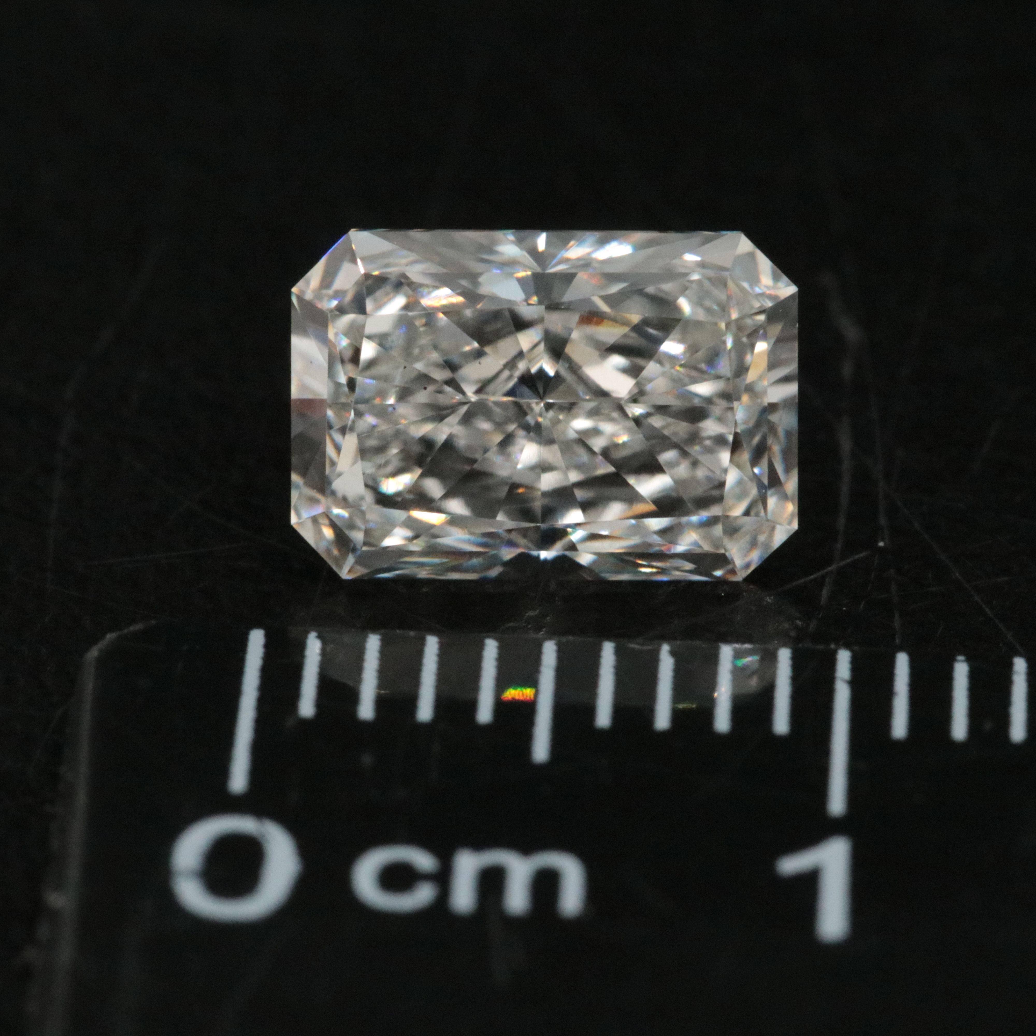 Loose 1.92 CT Lab Grown Diamond with IGI Report