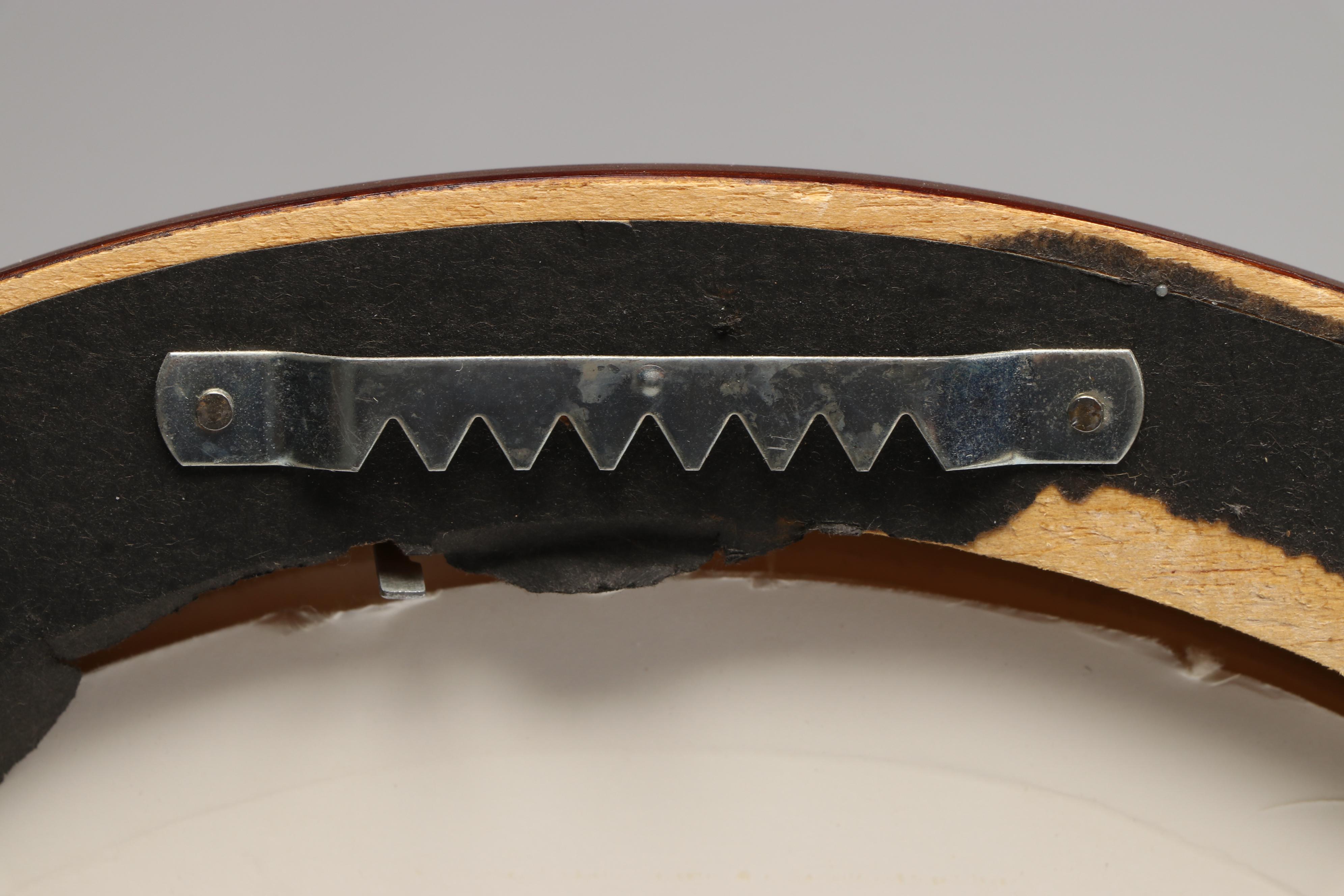 Wooden Parcel Gilt Oval Picture Frames