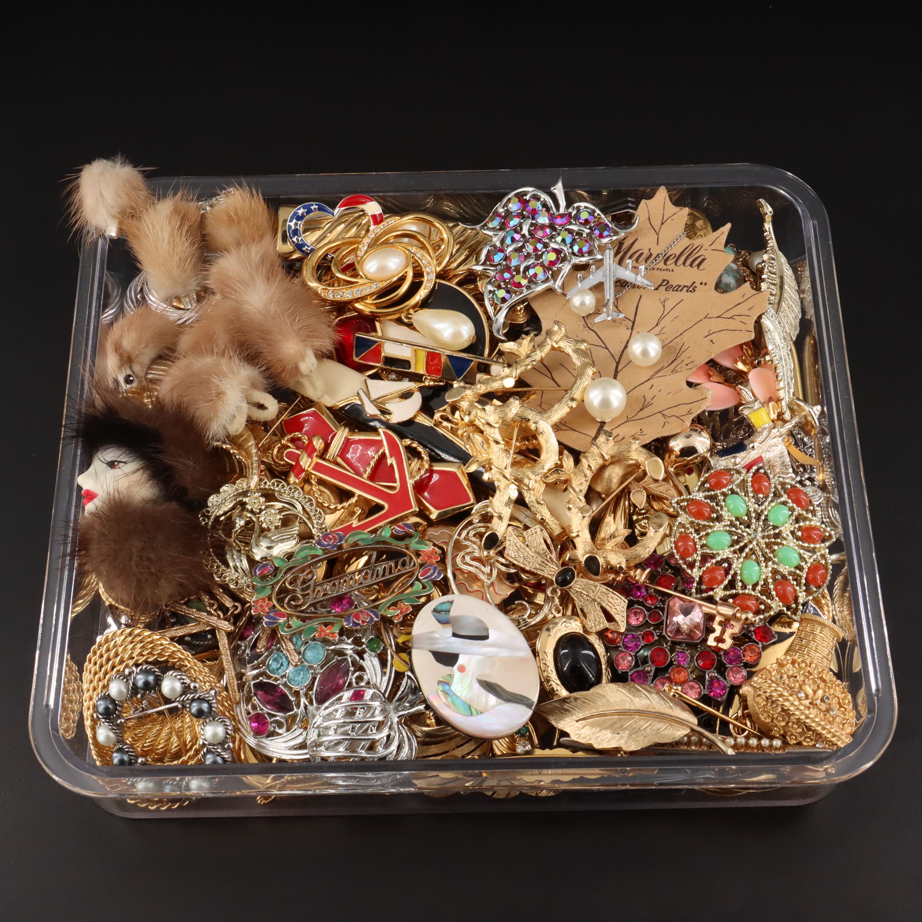 Uncommon Discoveries: Brooch Collection