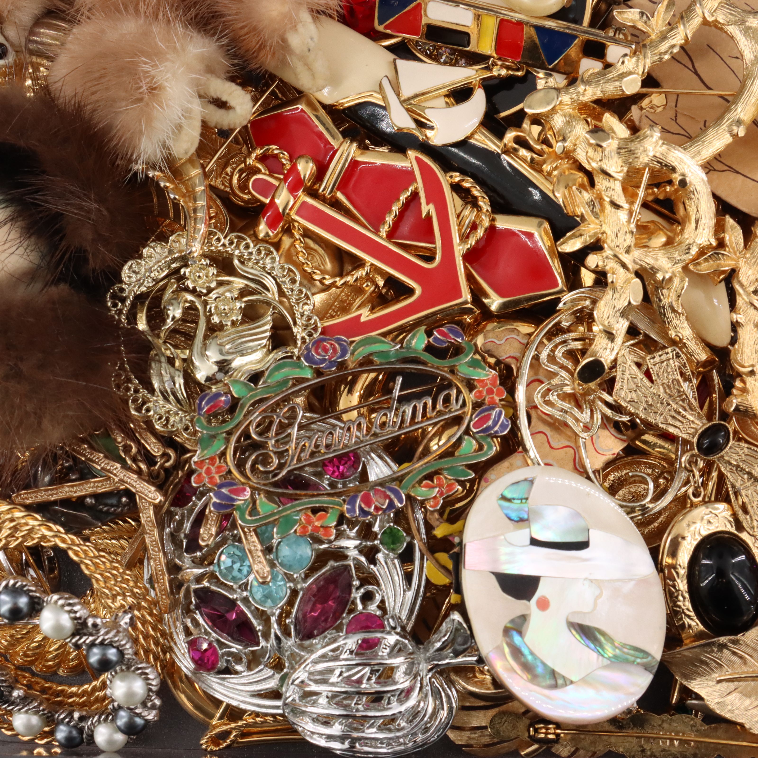 Uncommon Discoveries: Brooch Collection