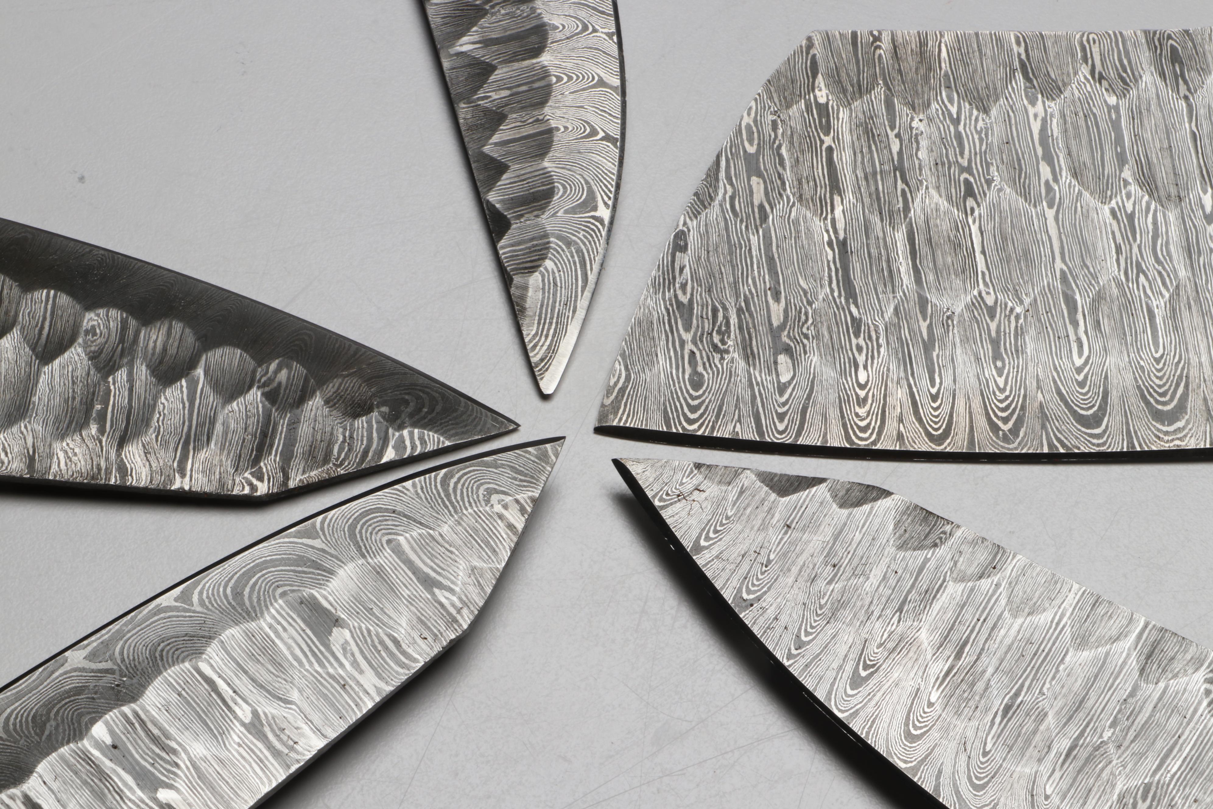 Damascus Steel Marbled Handled Chef's Knife Set in Suede Leather Roll