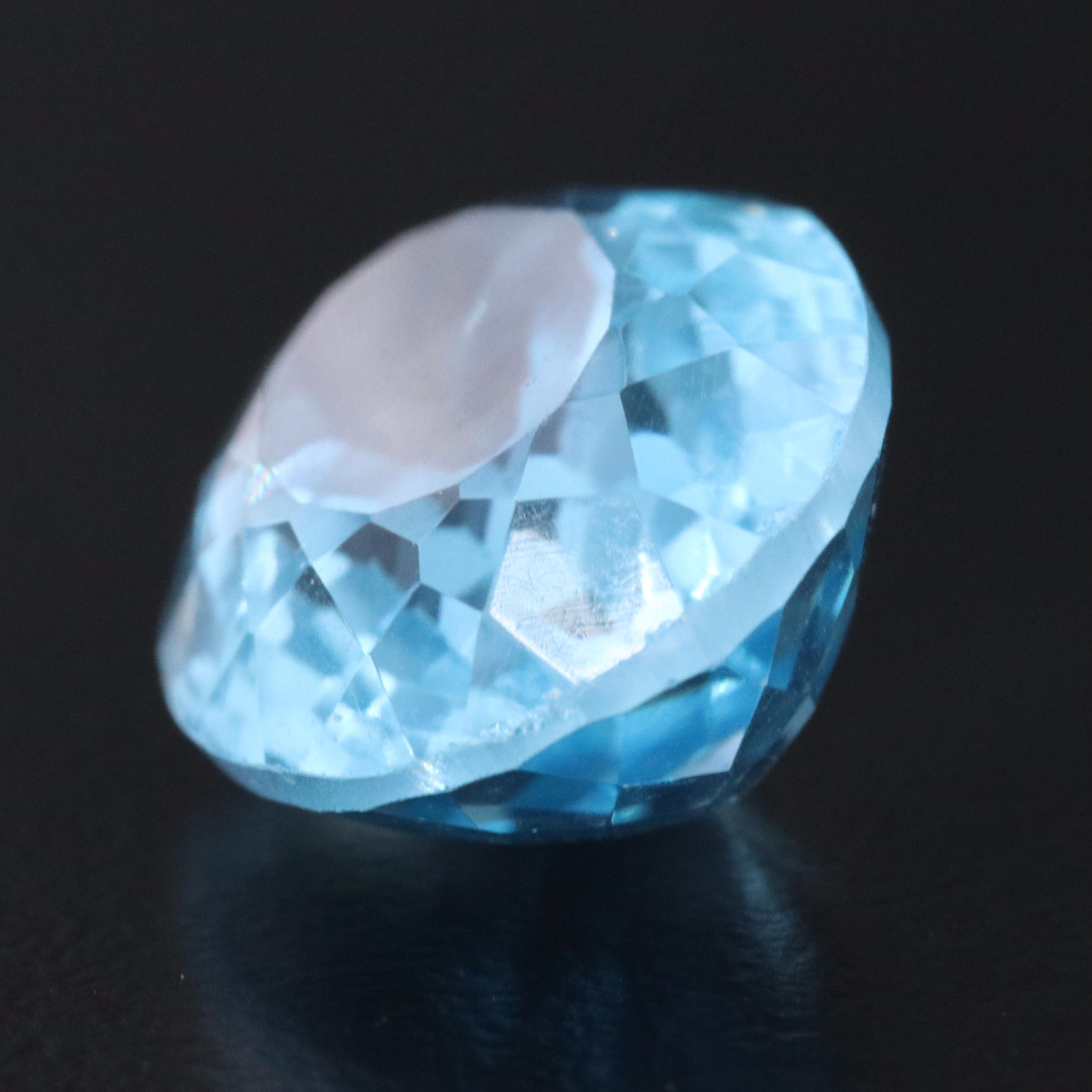 Loose 15.91 CT Swiss Blue Topaz