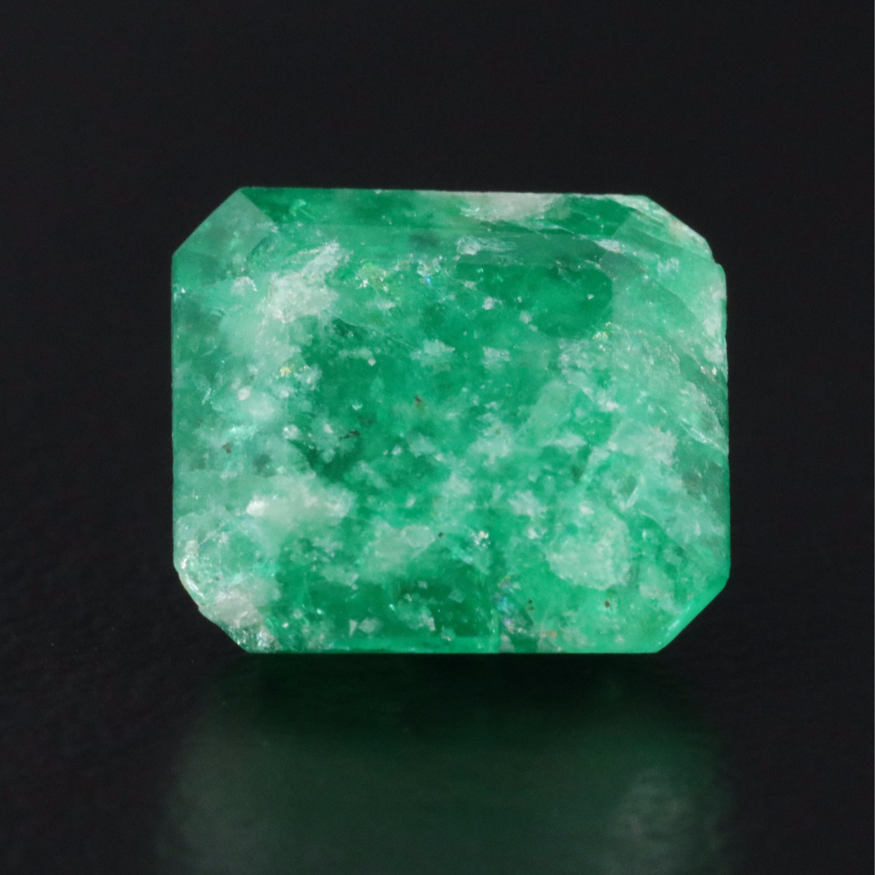 Loose 4.36 CT Emerald